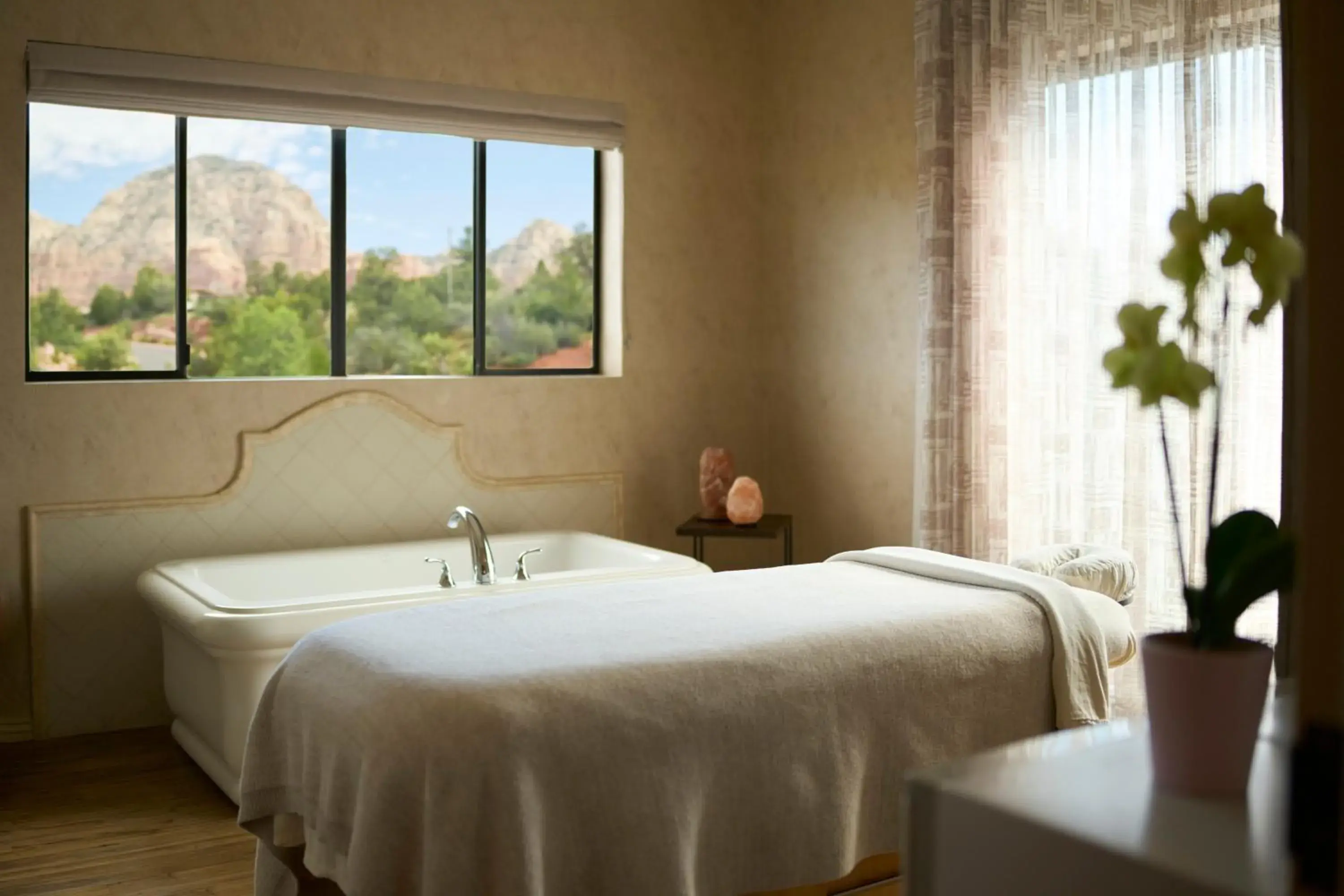 Spa and wellness centre/facilities, Bed in The Wilde Resort and Spa Spa and wellness centre/facilities, Bed in The Wilde Resort and Spa