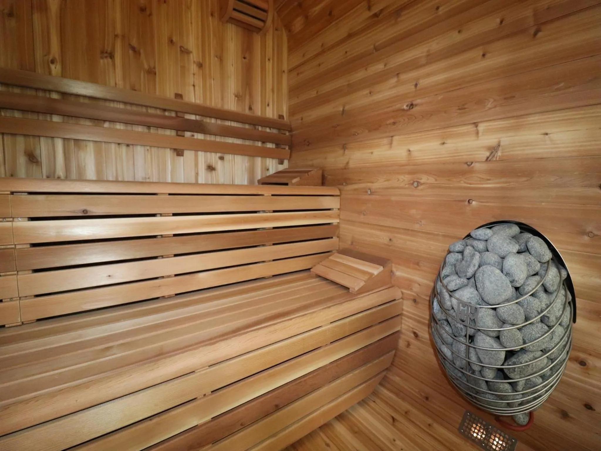 Spa and wellness centre/facilities in Spacious Farmhouse with Sauna, hottub