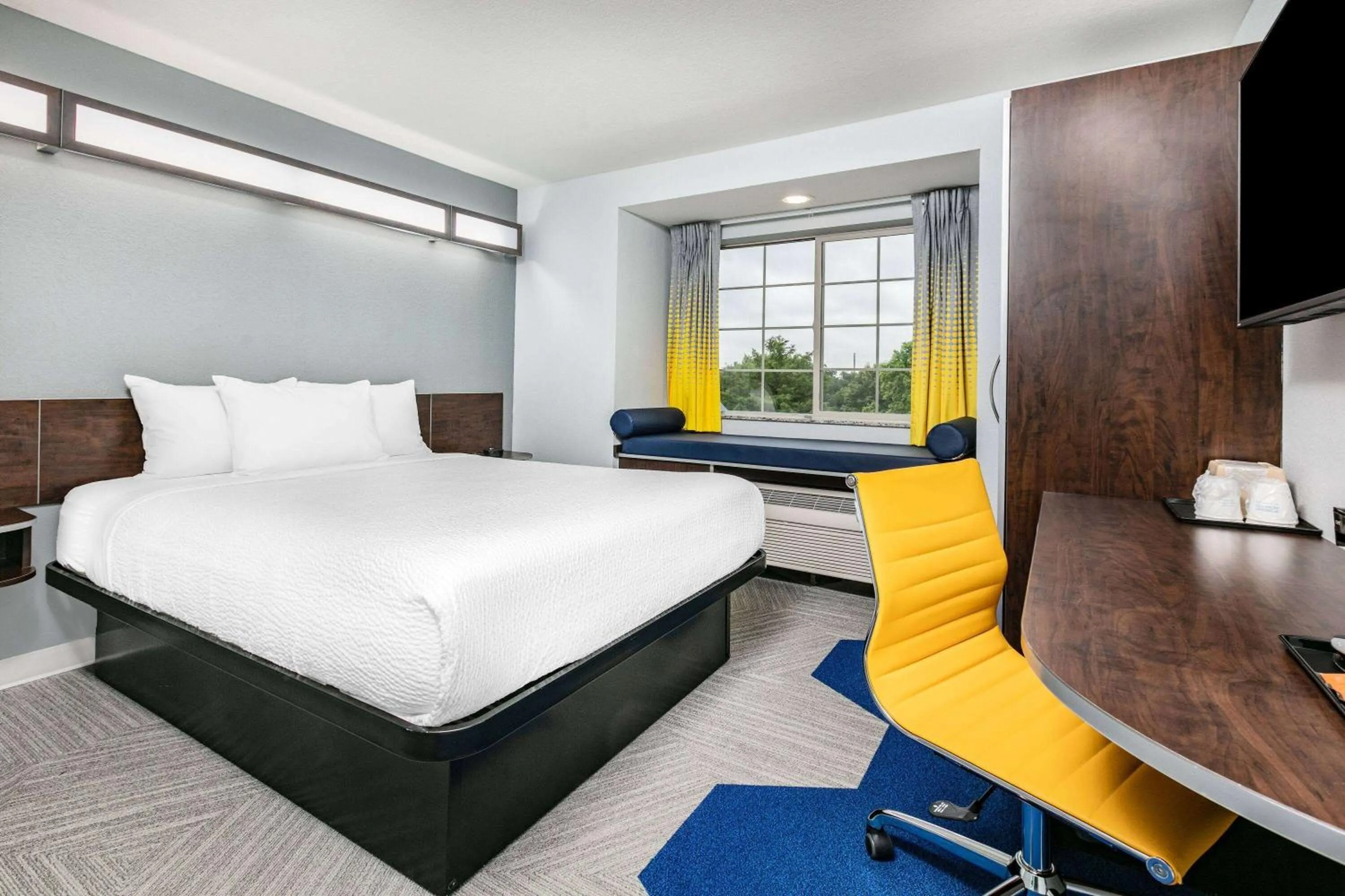 Bed in Microtel Inn & Suites by Wyndham Austin Airport