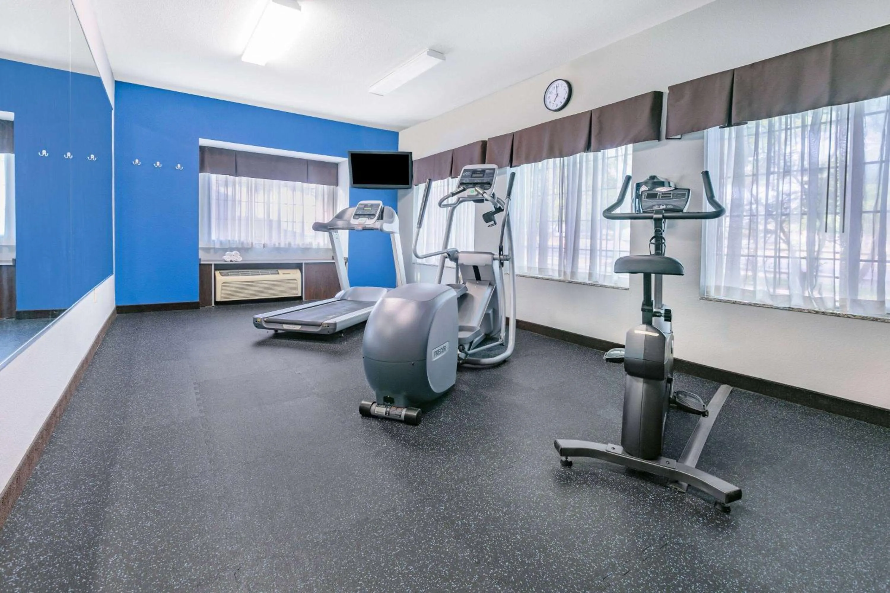 Fitness centre/facilities in Microtel Inn & Suites by Wyndham Austin Airport