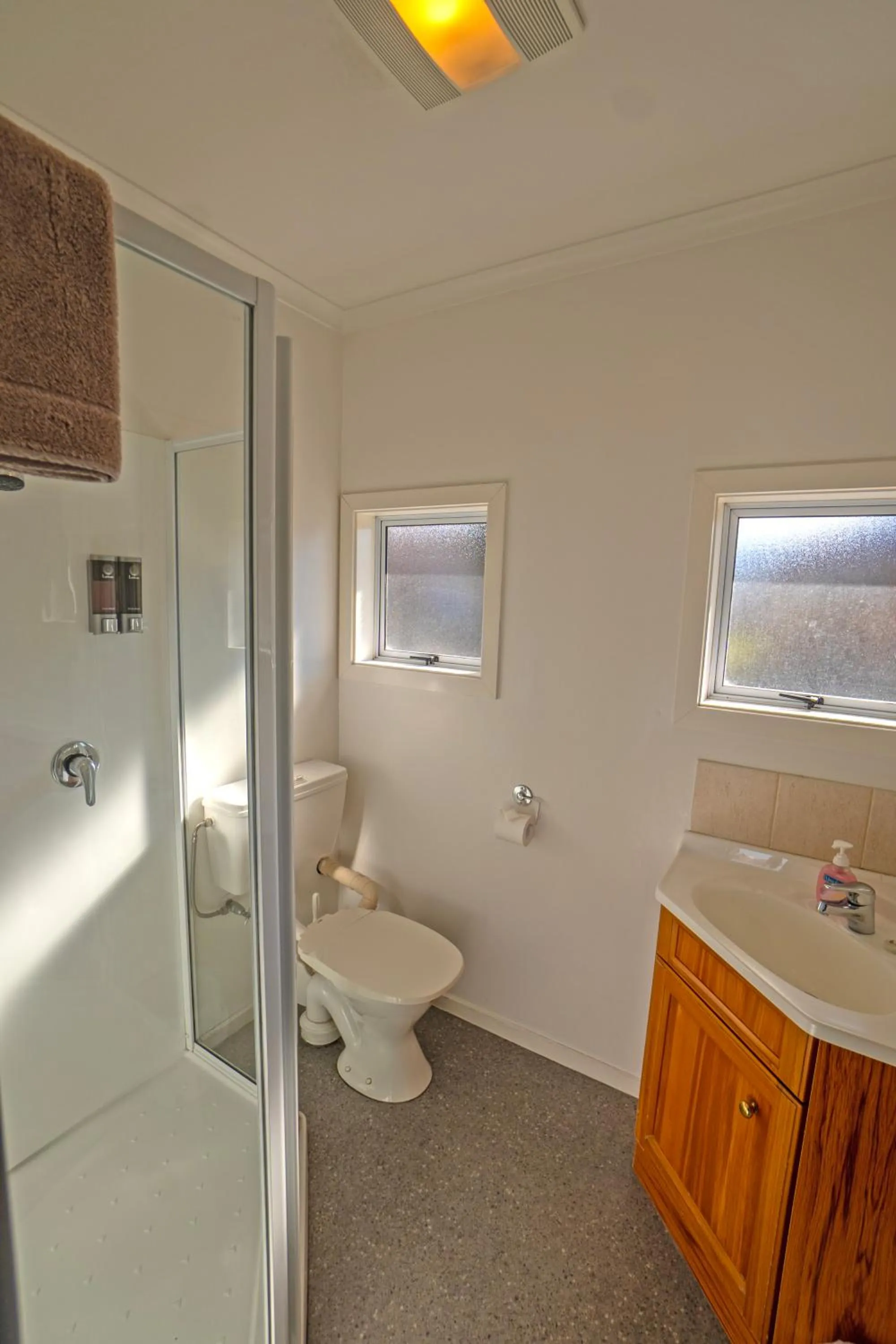 Shower in Kaikoura Motor Inn