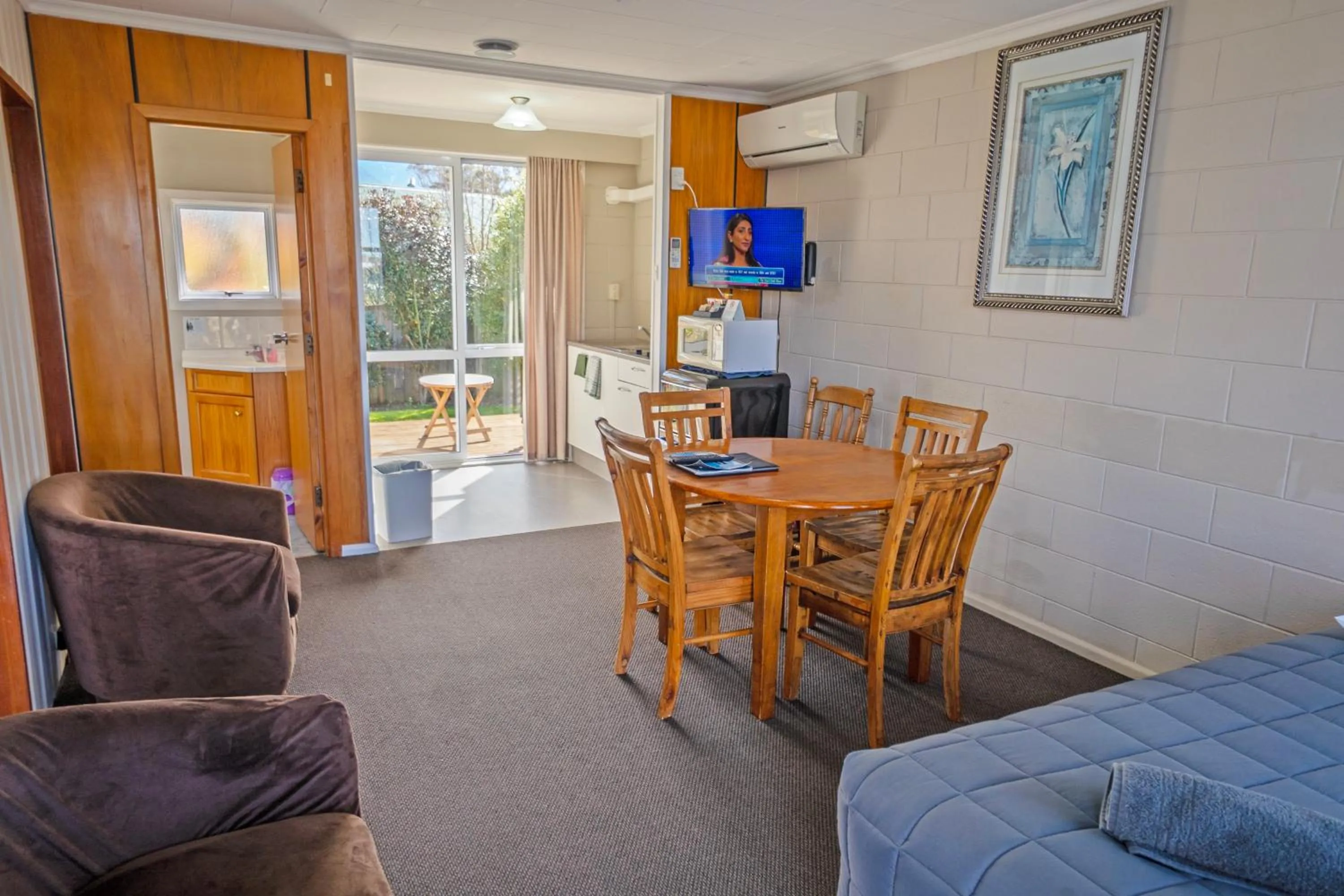 Living room in Kaikoura Motor Inn