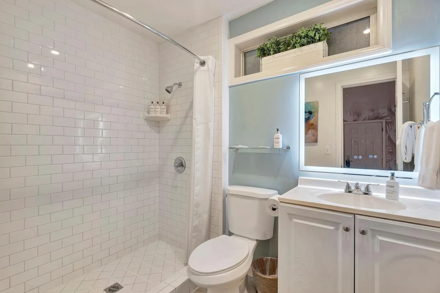 Shower in Santa Monica Hotel