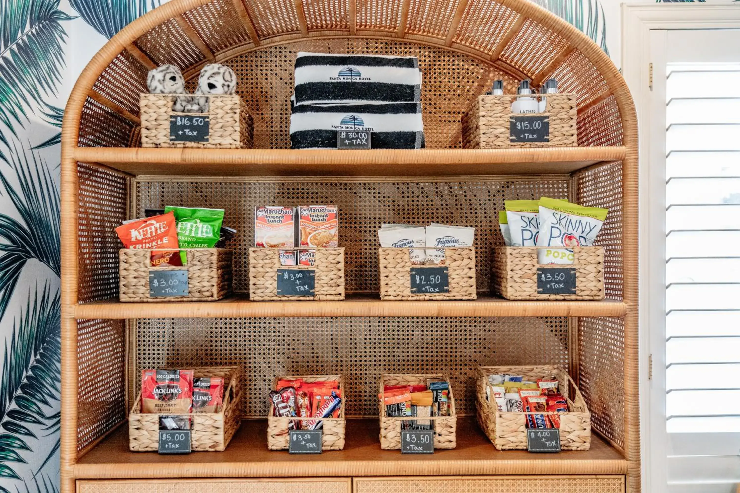 Lobby or reception in Santa Monica Hotel Lobby or reception in Santa Monica Hotel