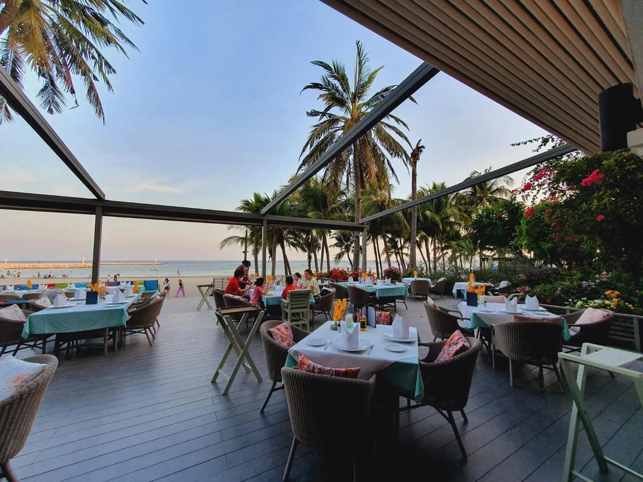 Restaurant/places to eat in Anantasila Beach Resort Hua Hin Restaurant/places to eat in Anantasila Beach Resort Hua Hin