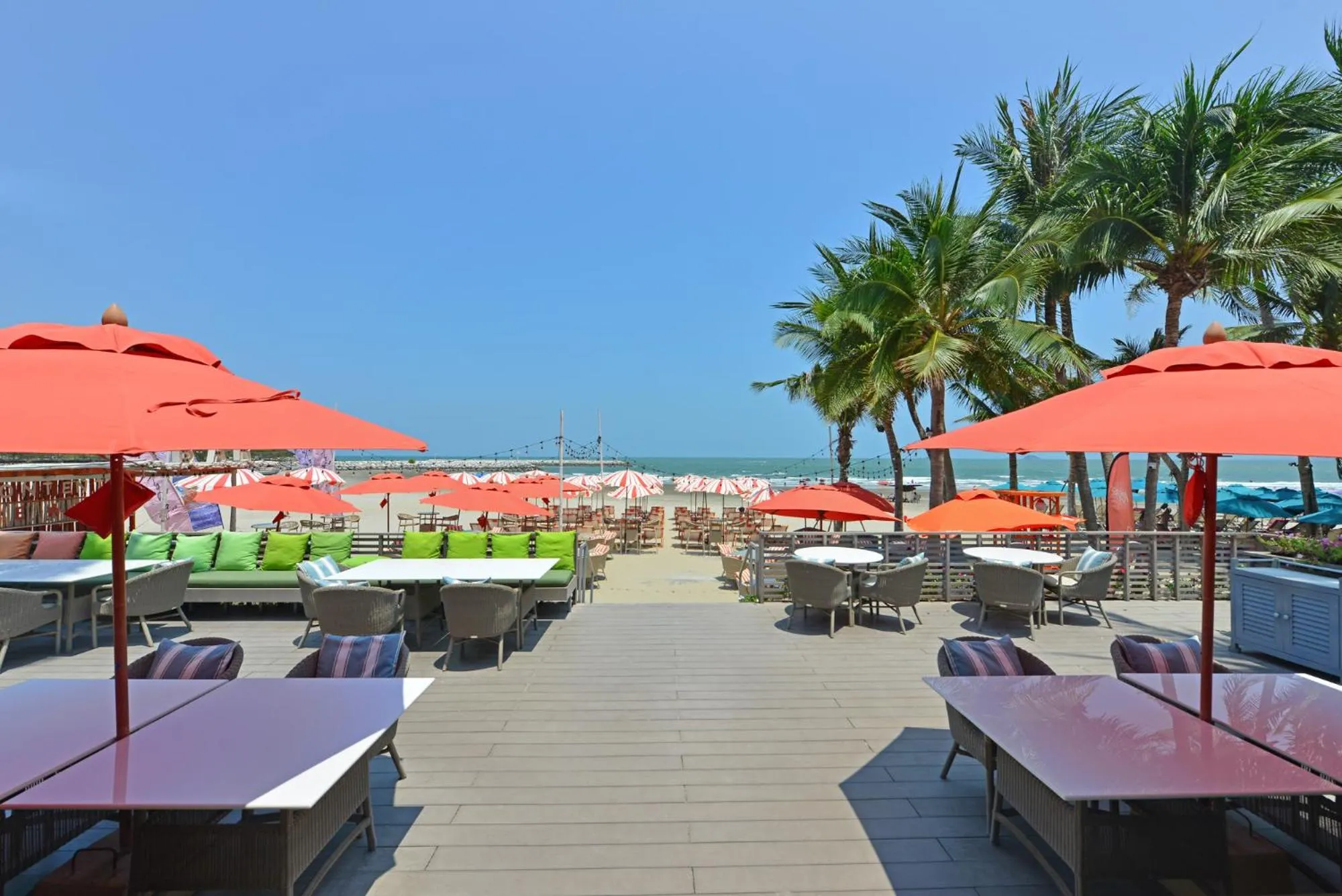 Restaurant/places to eat in Anantasila Beach Resort Hua Hin