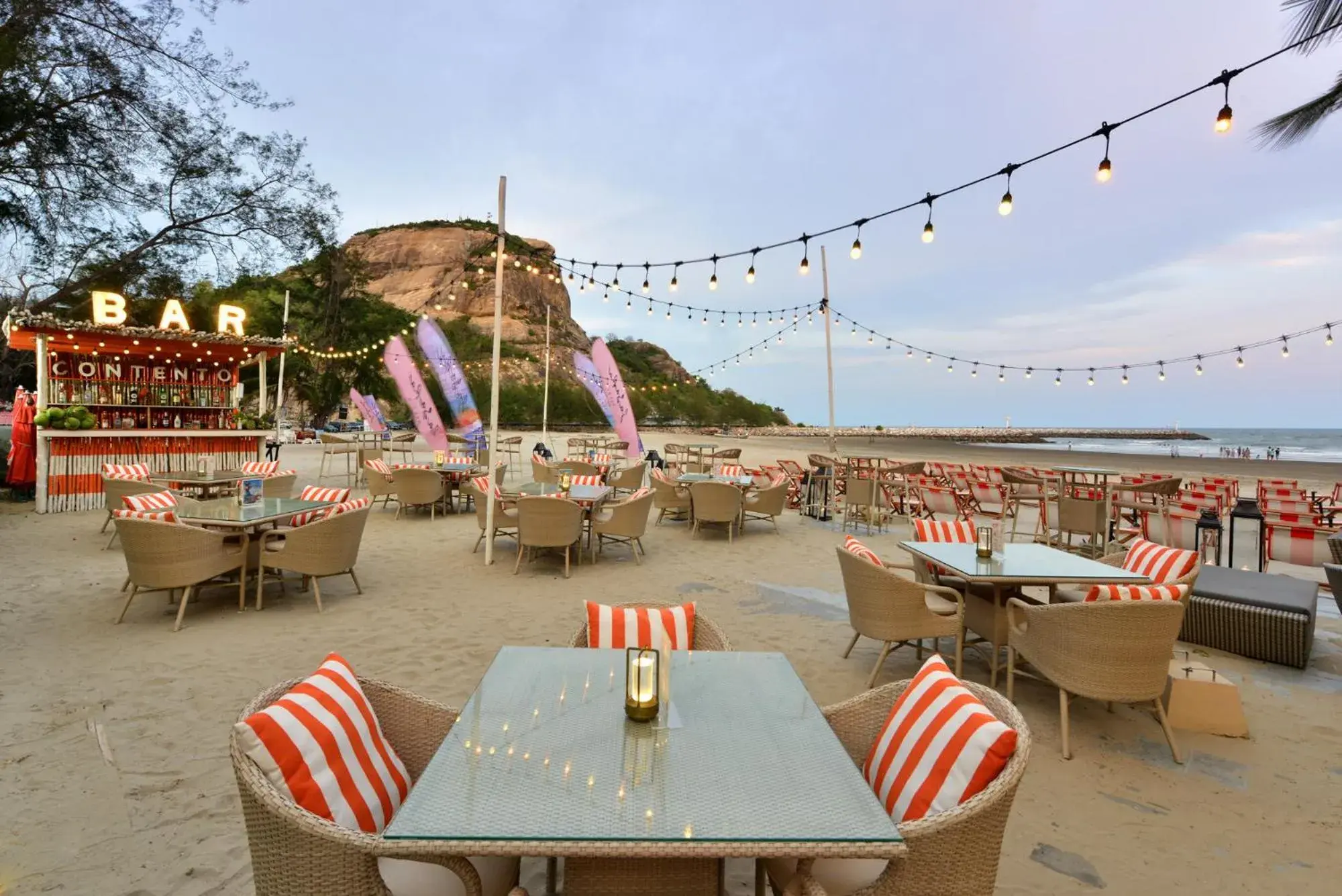 Restaurant/places to eat in Anantasila Beach Resort Hua Hin Restaurant/places to eat in Anantasila Beach Resort Hua Hin