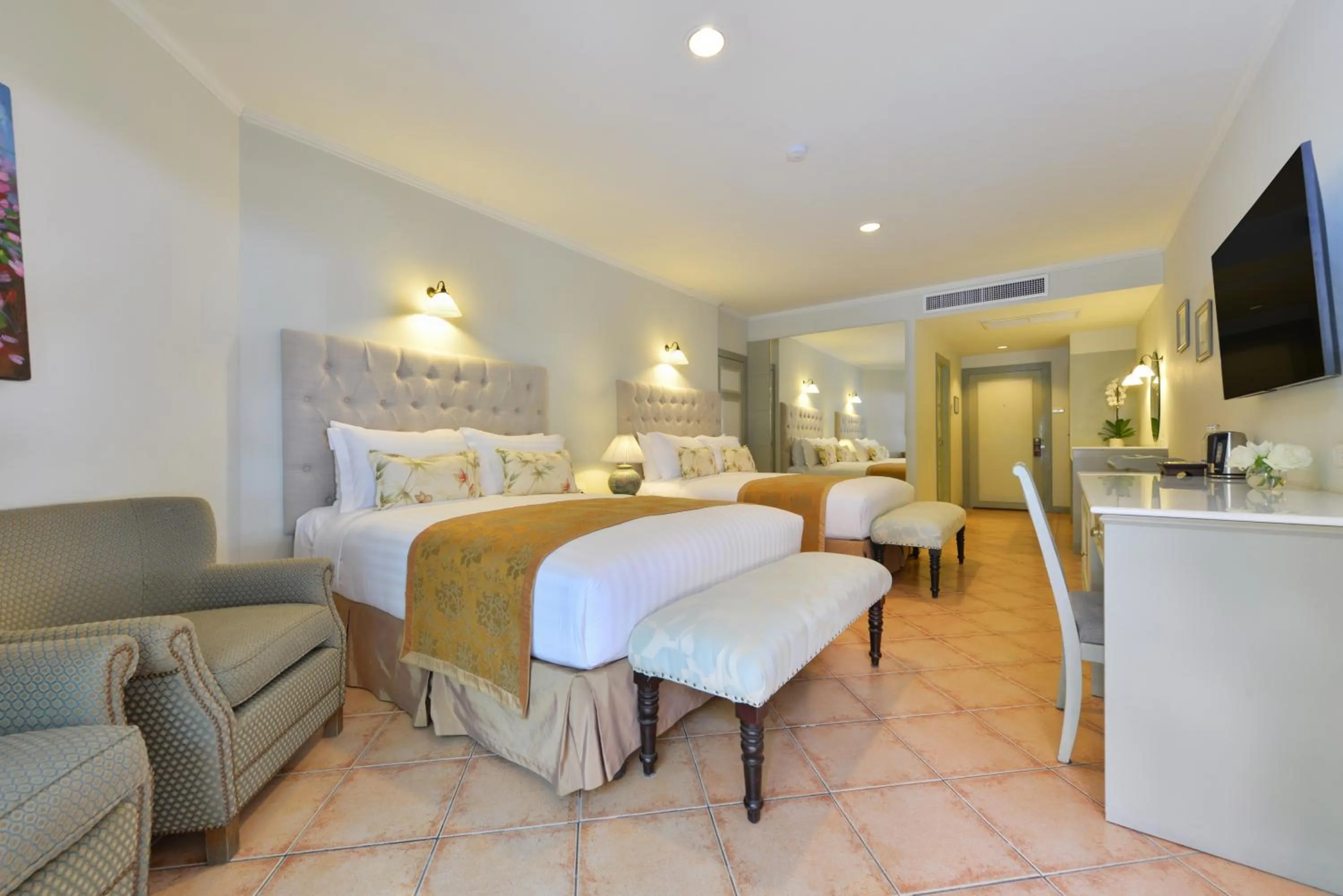 Bedroom, Bed in Anantasila Beach Resort Hua Hin