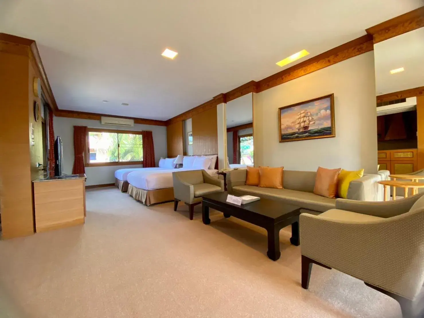 Deluxe Junior Suite in Anantasila Beach Resort Hua Hin Deluxe Junior Suite in Anantasila Beach Resort Hua Hin