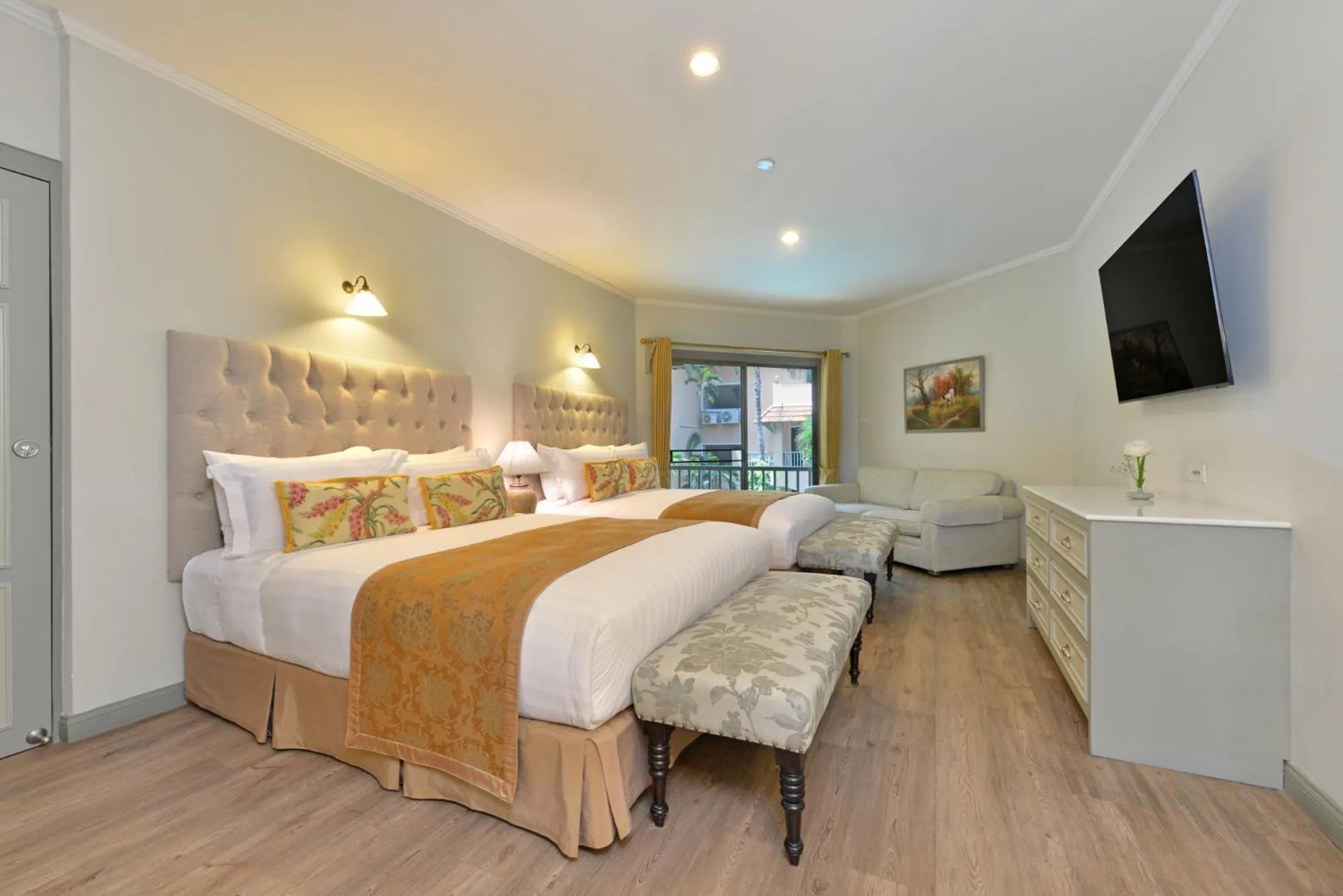 Bed in Anantasila Beach Resort Hua Hin