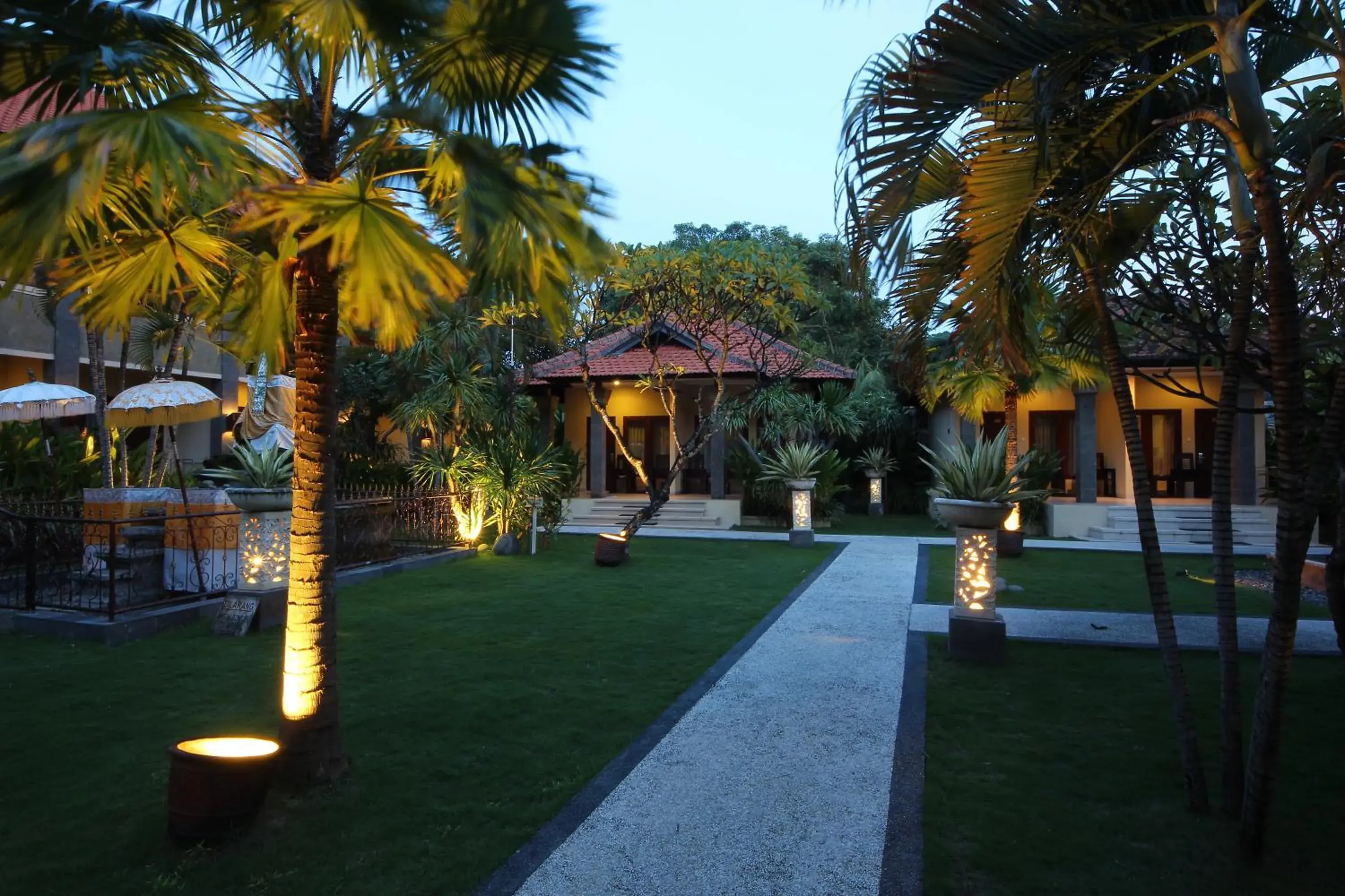 Property building in Adhi Jaya Hotel Property building in Adhi Jaya Hotel