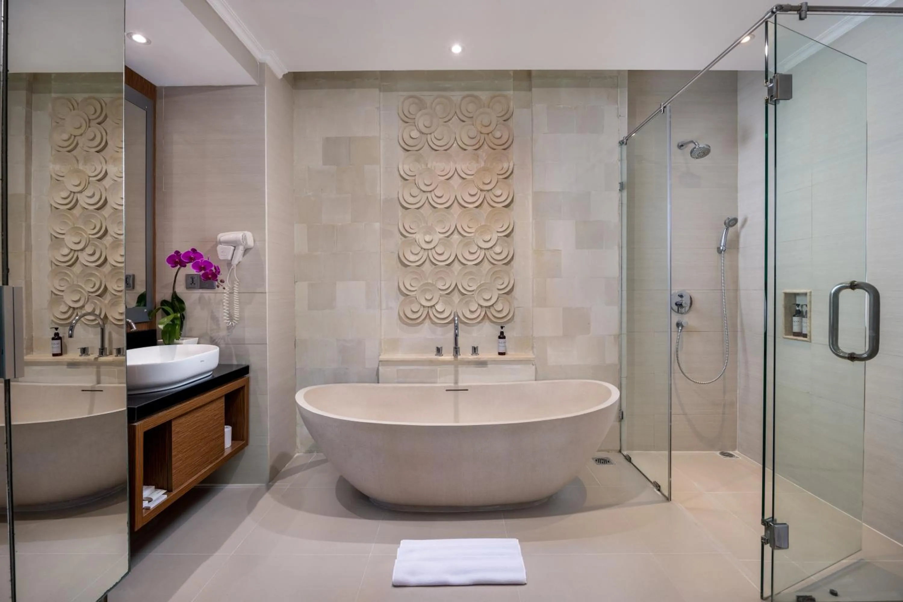 Bathroom in Adhi Jaya Hotel