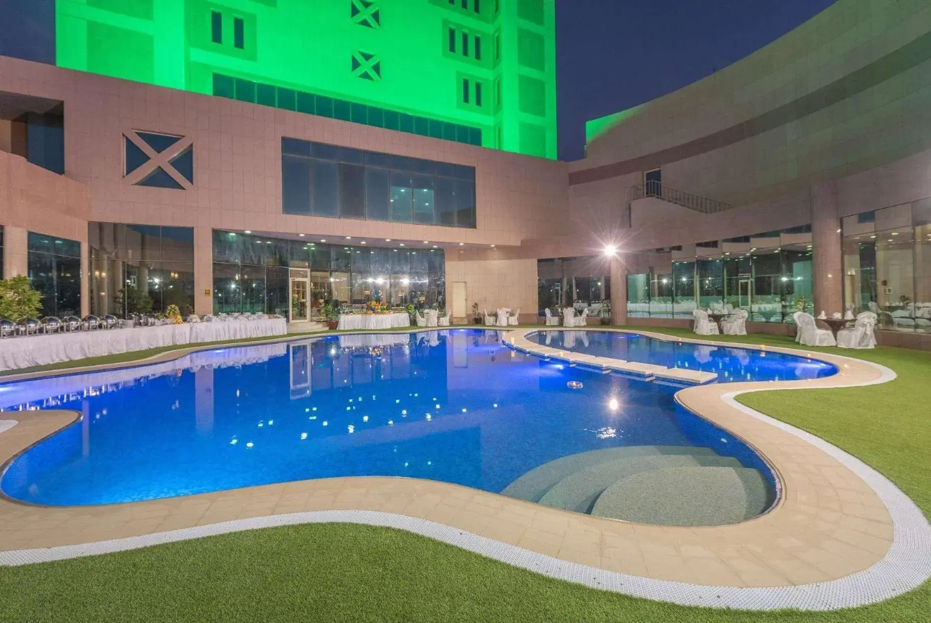 Pool view in Ramada Hotel & Suites by Wyndham Al Qassim Pool view in Ramada Hotel & Suites by Wyndham Al Qassim