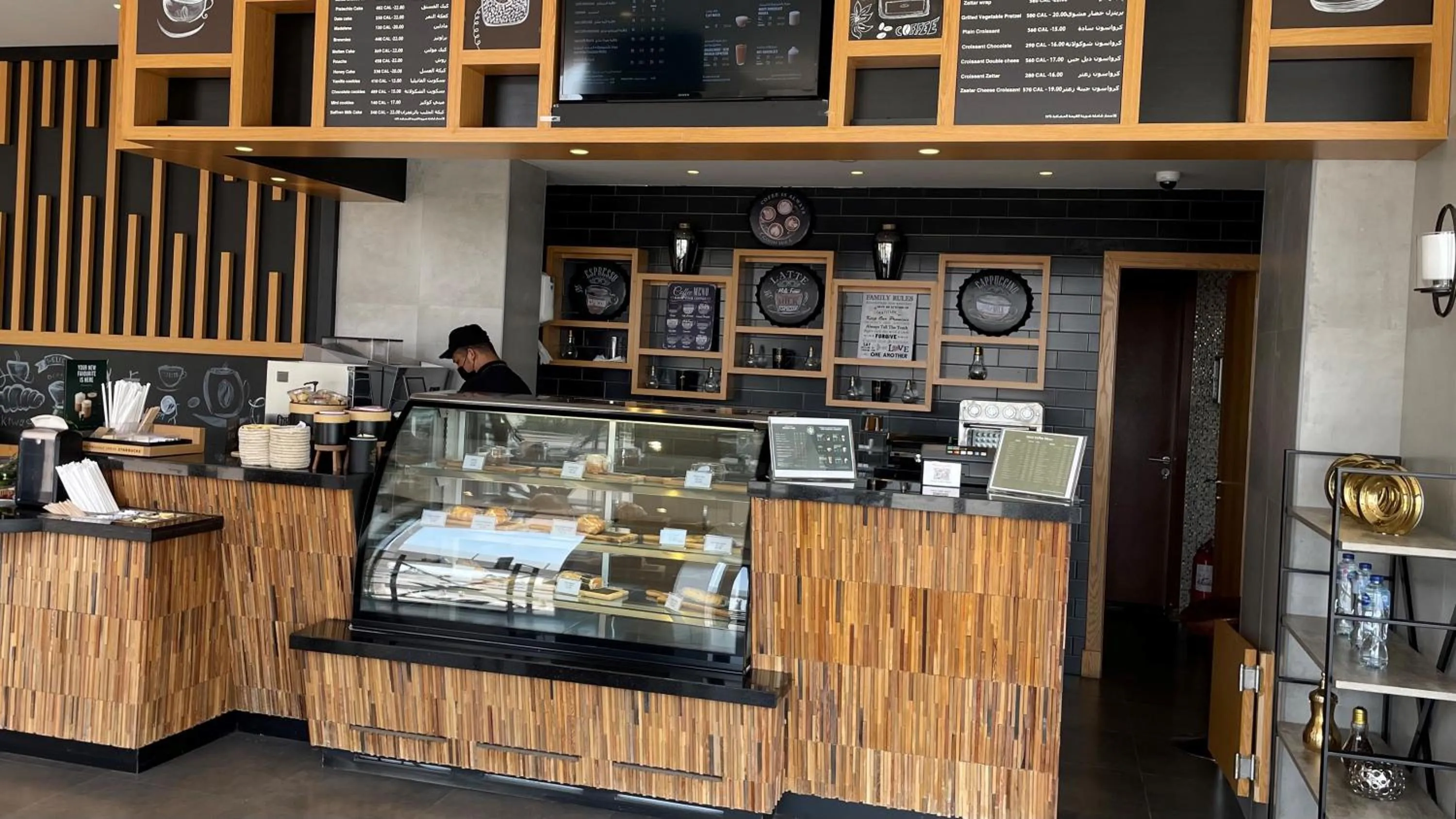 Coffee/tea facilities in Ramada Hotel & Suites by Wyndham Al Qassim