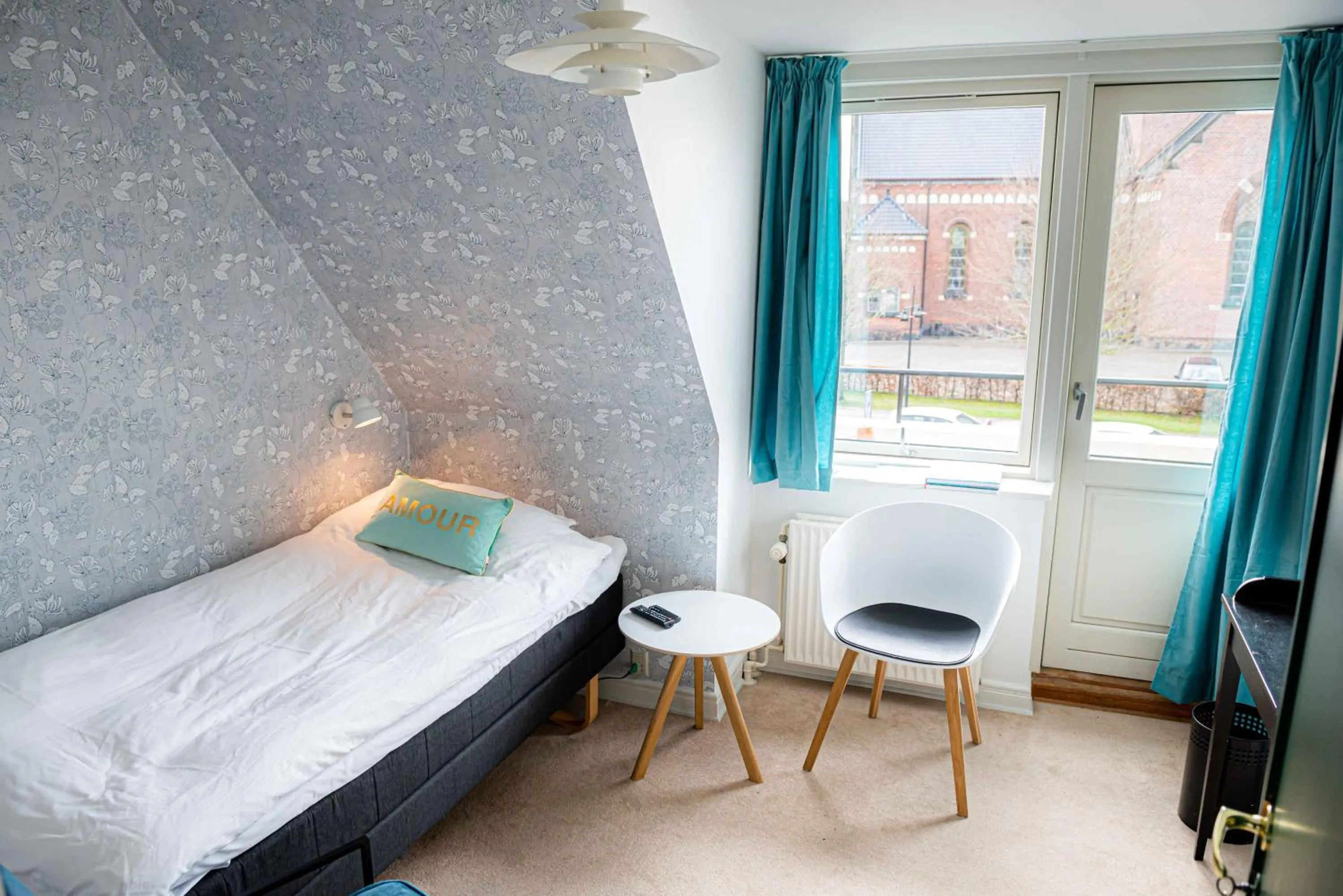 Single Room in Villa A Hotel