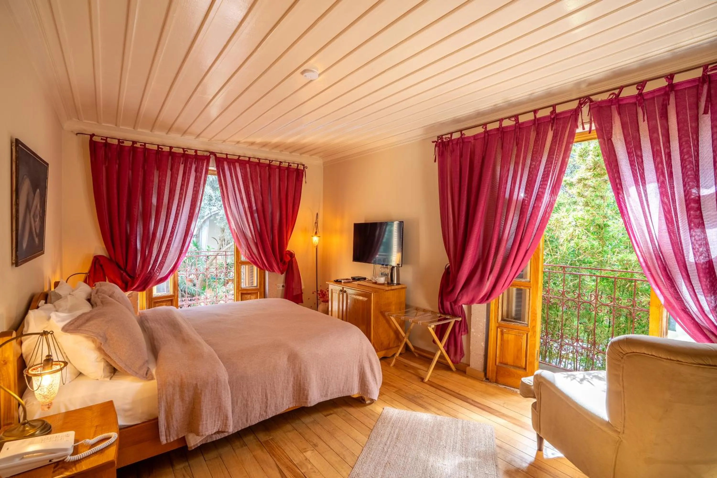 Bed in Jade Residence