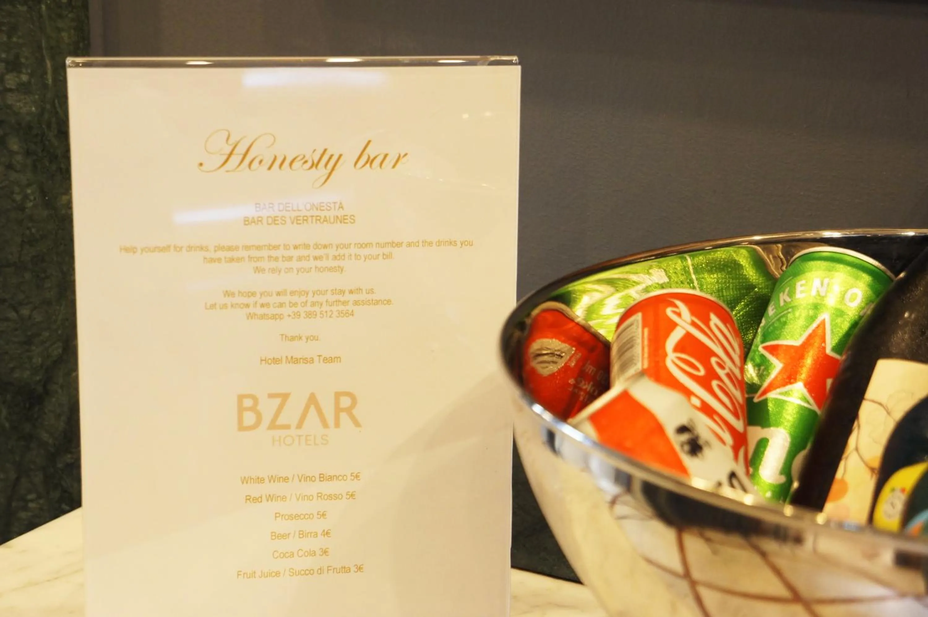 Lounge or bar in Hotel Marisa