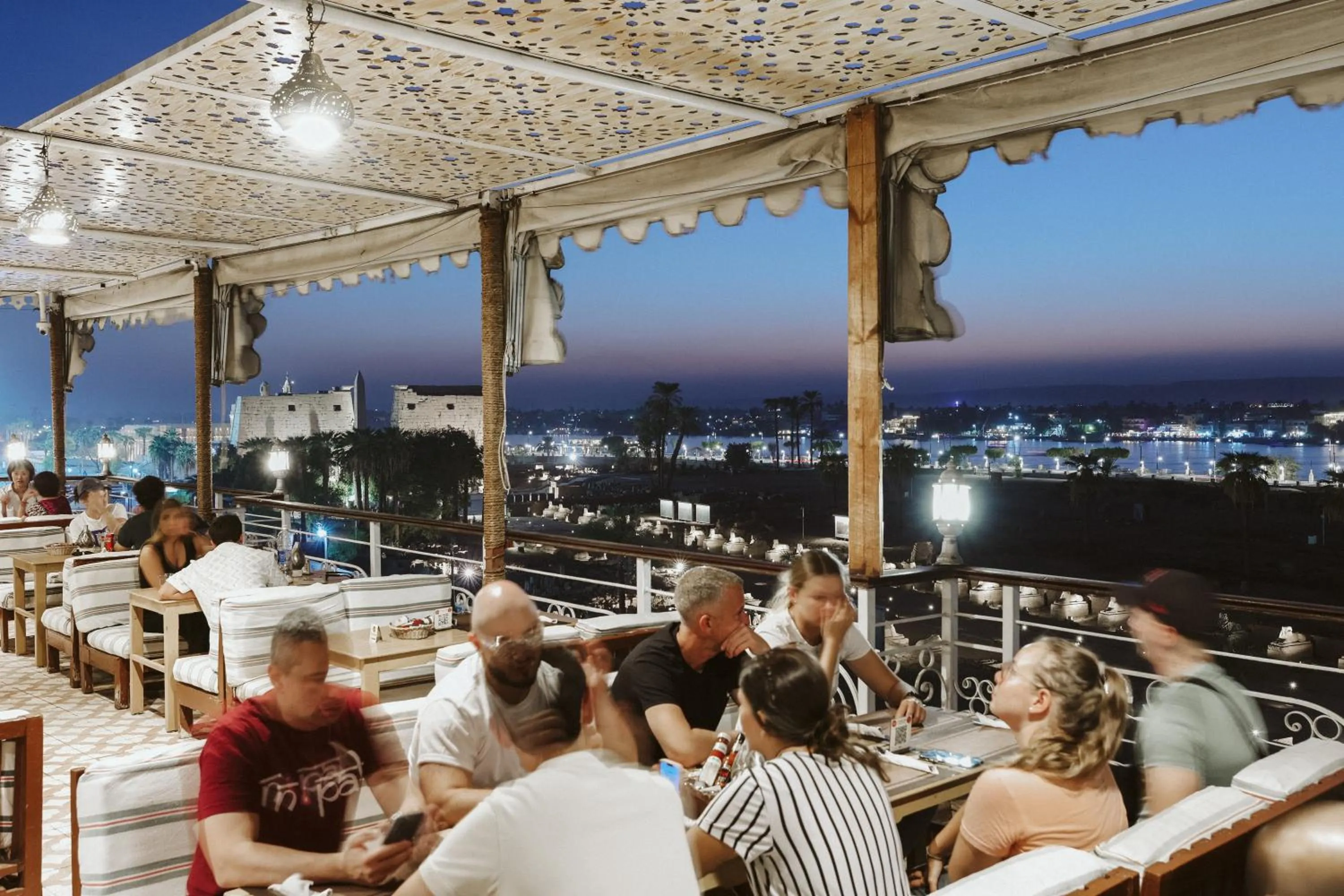 Restaurant/places to eat in Nefertiti Hotel Luxor