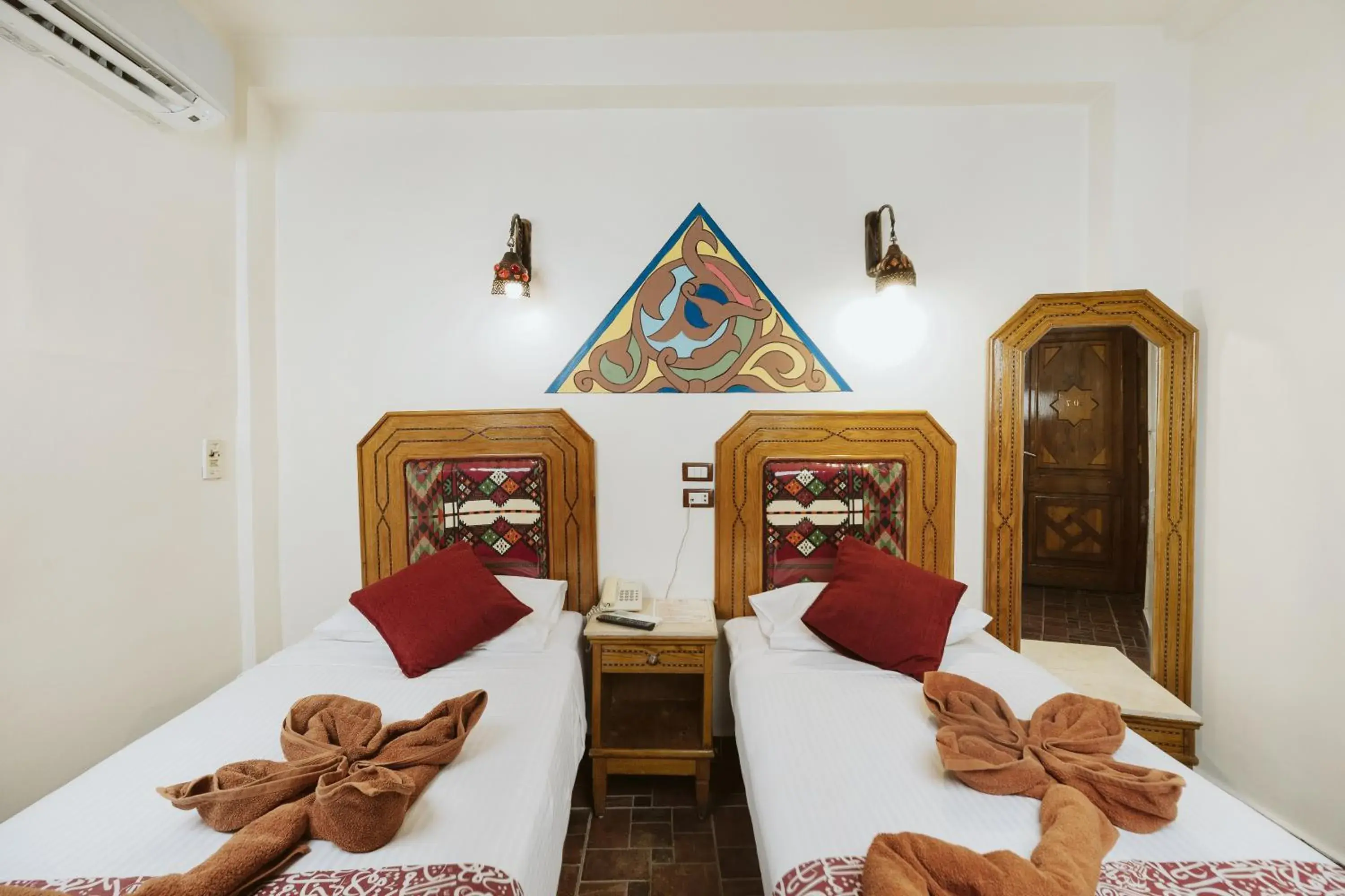 Twin Room in Nefertiti Hotel Luxor Twin Room in Nefertiti Hotel Luxor