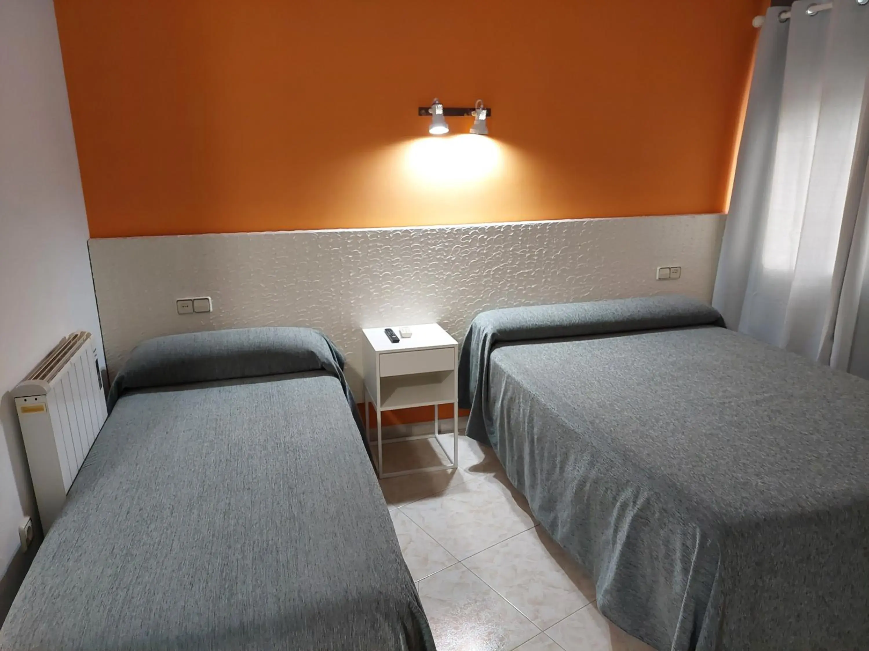 Twin Room in Hotel Cervantes Twin Room in Hotel Cervantes