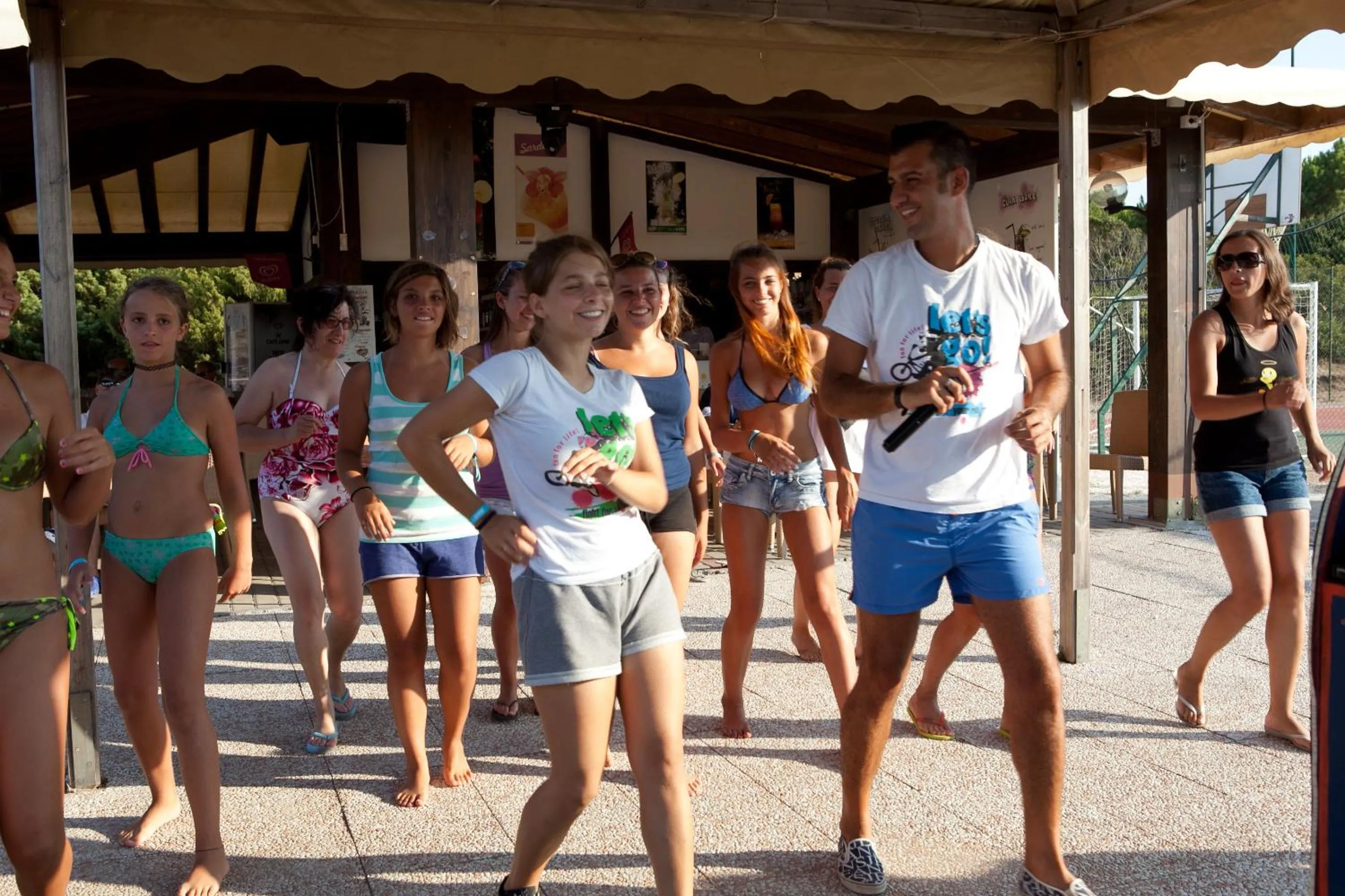 Entertainment in Club Esse Gallura