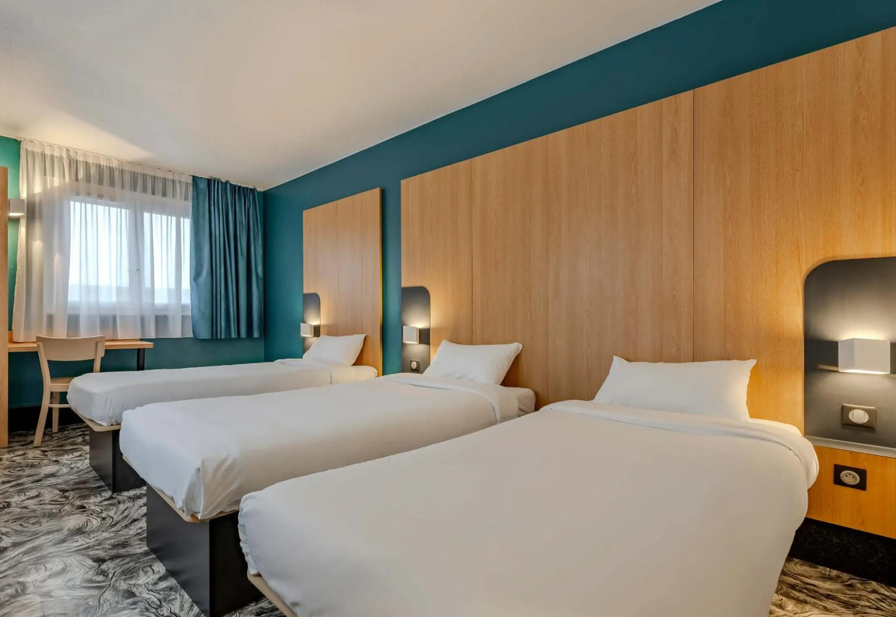 Triple Room in B&B HOTEL Maubeuge-Louvroil Triple Room in B&B HOTEL Maubeuge-Louvroil