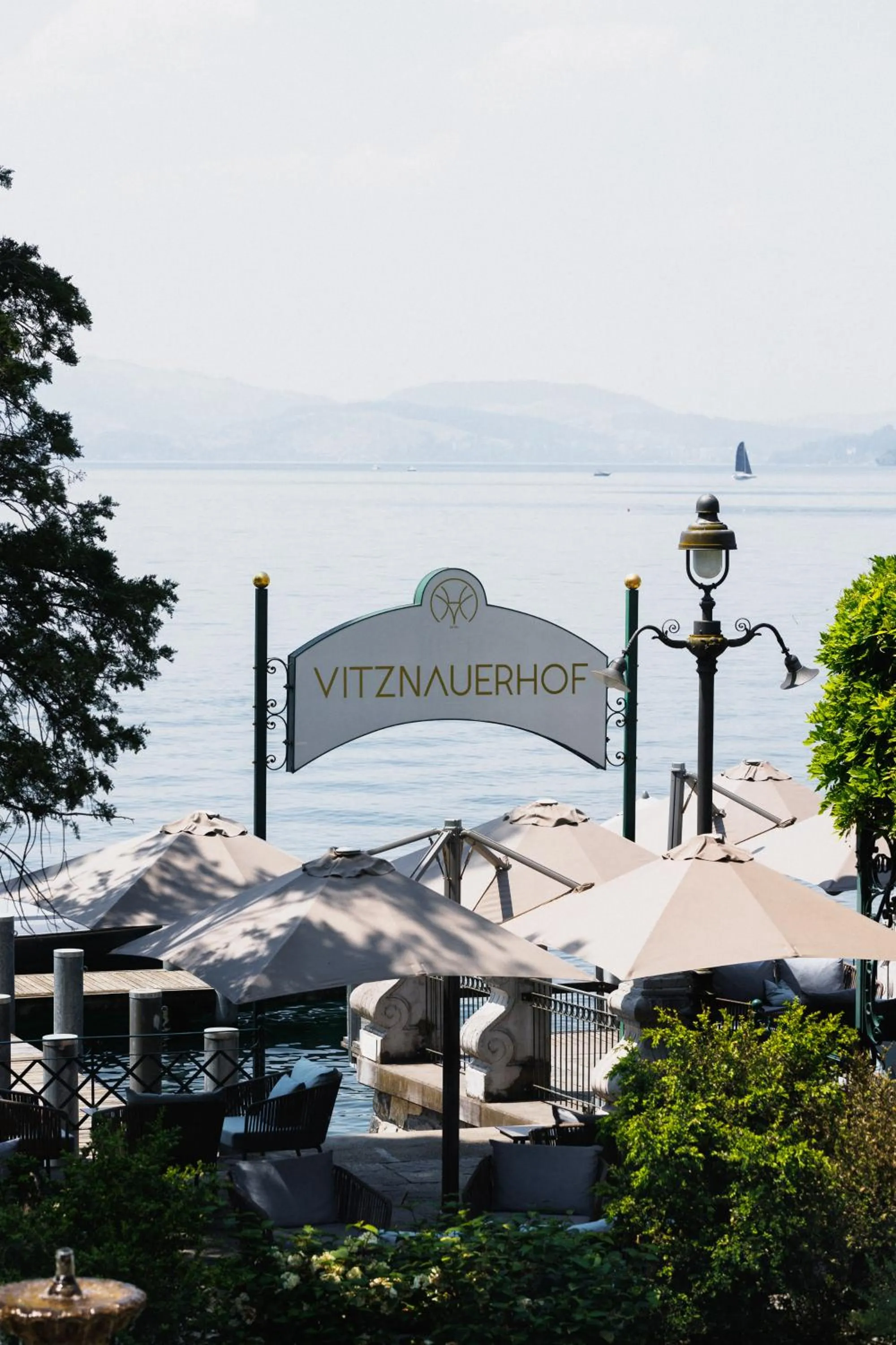 Restaurant/places to eat in Hotel Vitznauerhof - Lifestyle Hideaway at Lake Lucerne