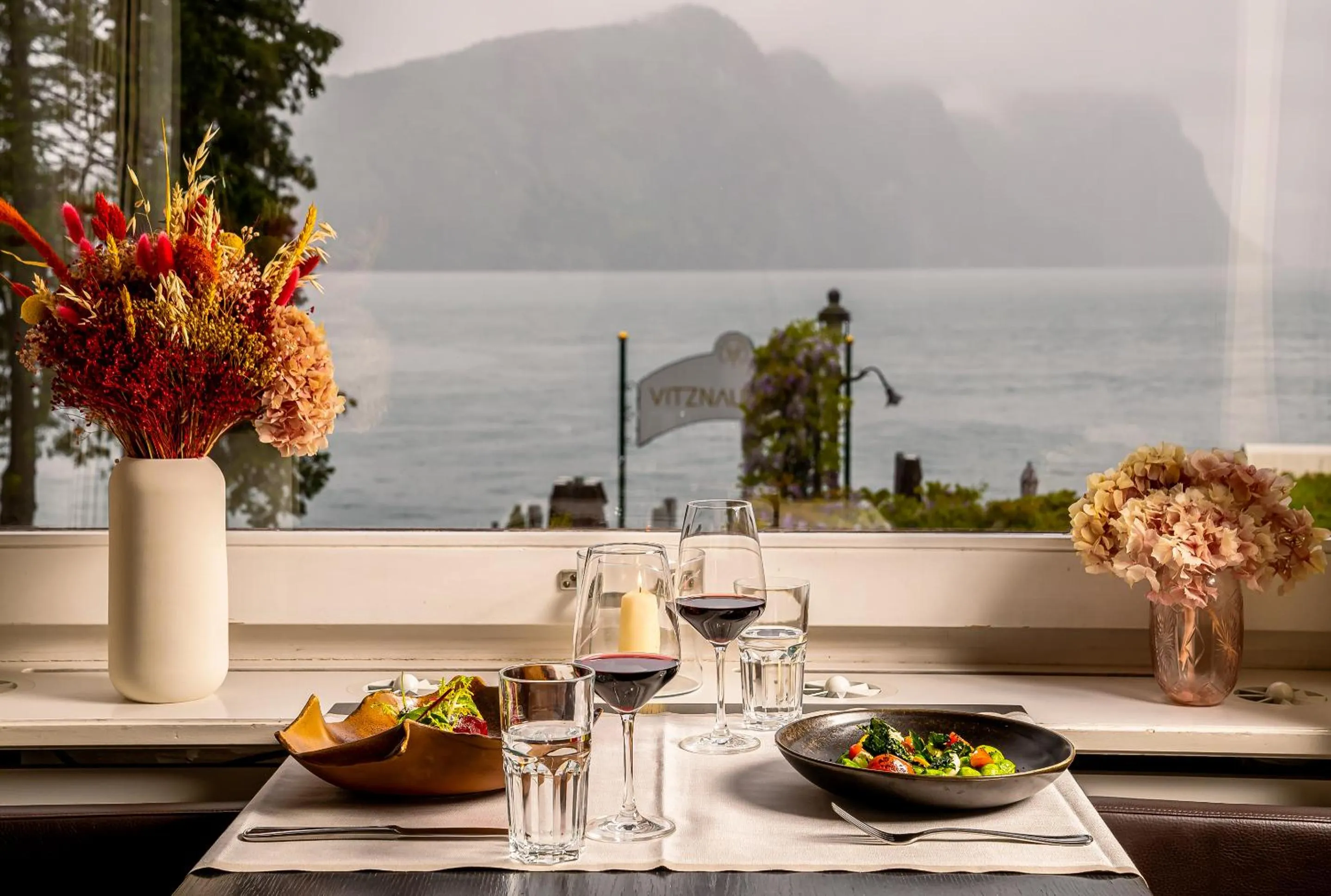 Restaurant/places to eat in Hotel Vitznauerhof - Lifestyle Hideaway at Lake Lucerne