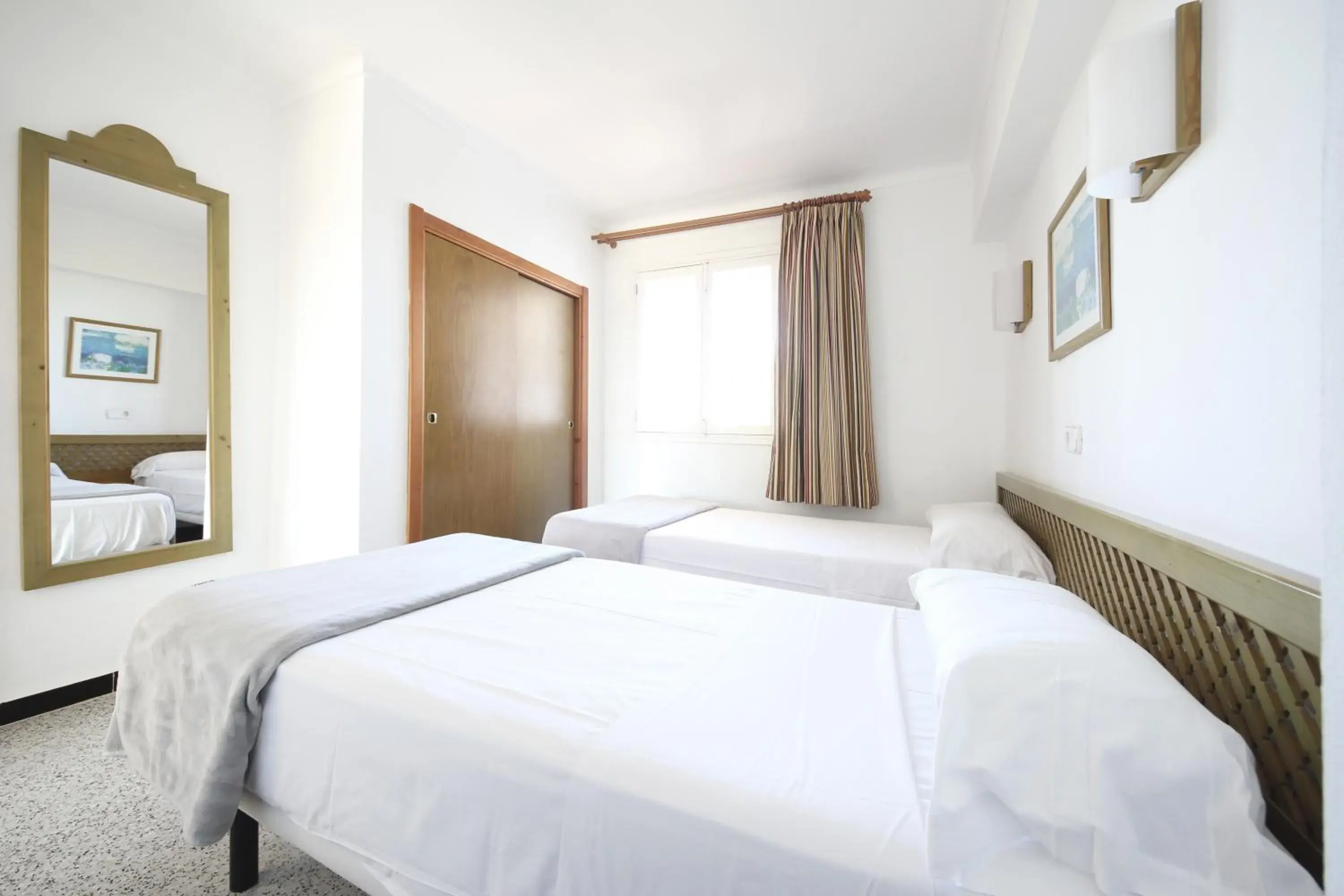 Bed in Aparthotel Niu d´Aus Bed in Aparthotel Niu d´Aus