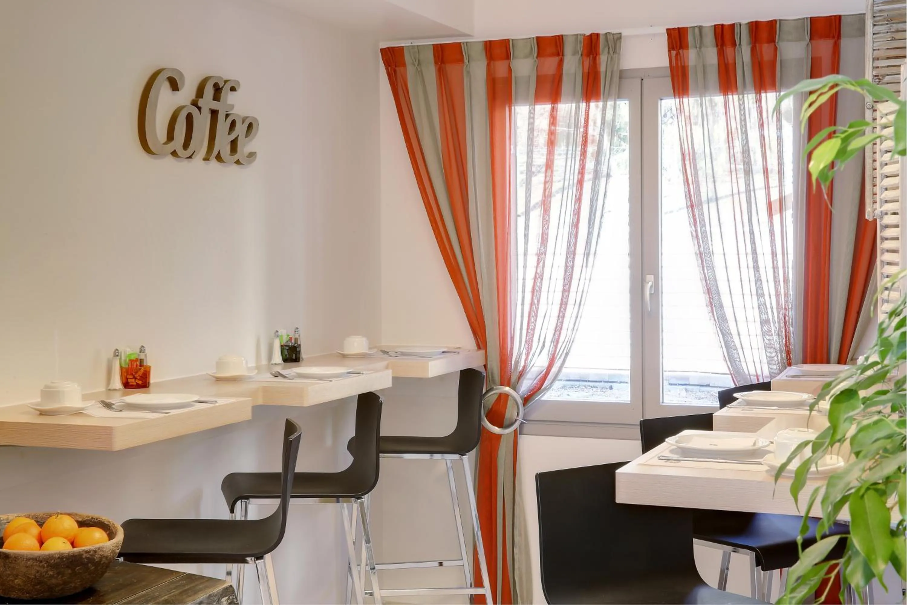 Restaurant/places to eat in Logis Havvah Hôtel Gap