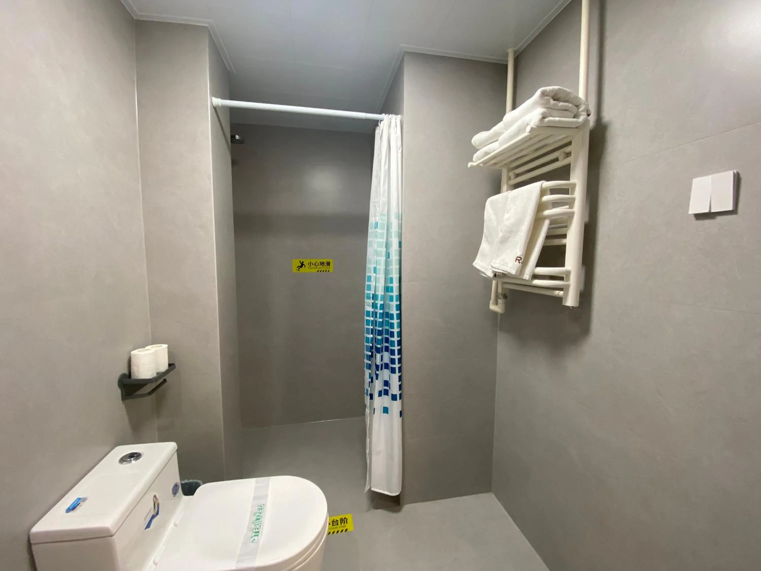 Beijing RJ Brown city center hotel Forbidden City &Tian'anmen Square ,Near Subway line 8, 3min walk to Temple of Heaven, English Speaking reception , Laundry service ,Free wifi ,Oneday tour to Greatwall