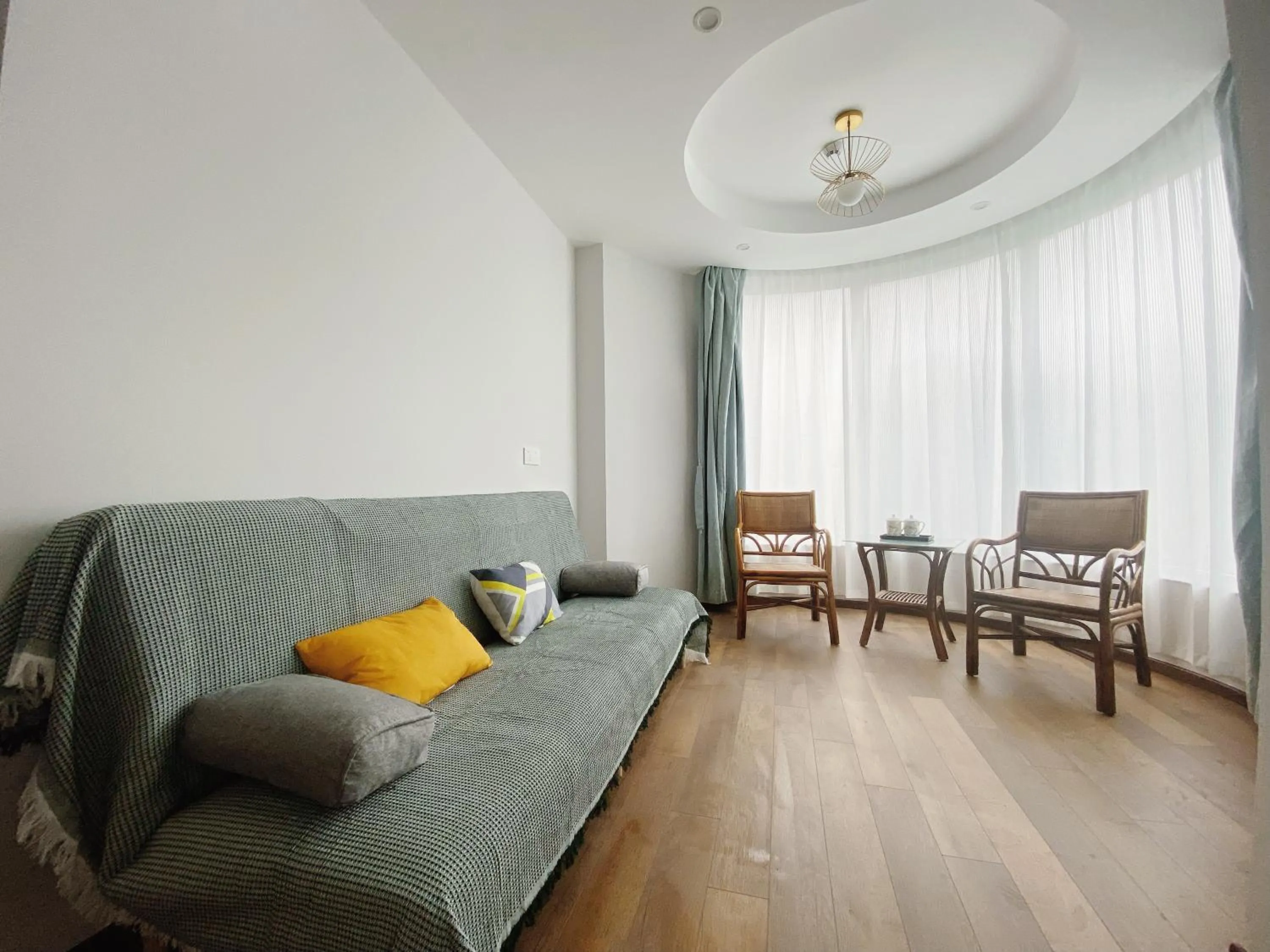 Living room in Beijing RJ Brown city center hotel Forbidden City &Tian'anmen Square ,Near Subway line 8, 3min walk to Temple of Heaven, English Speaking reception , Laundry service ,Free wifi ,Oneday tour to Greatwall