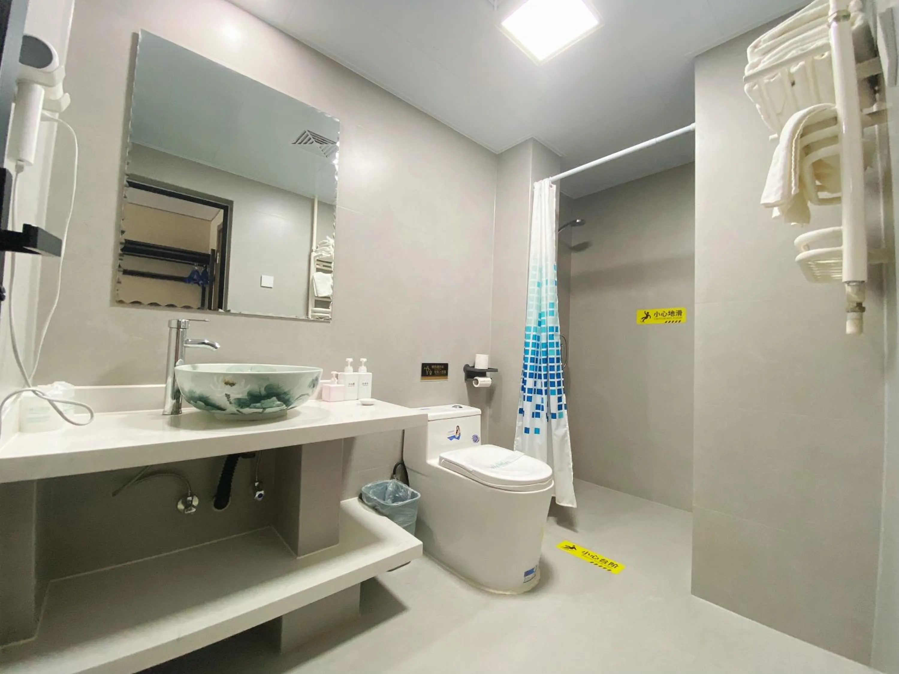 Beijing RJ Brown city center hotel Forbidden City &Tian'anmen Square ,Near Subway line 8, 3min walk to Temple of Heaven, English Speaking reception , Laundry service ,Free wifi ,Oneday tour to Greatwall