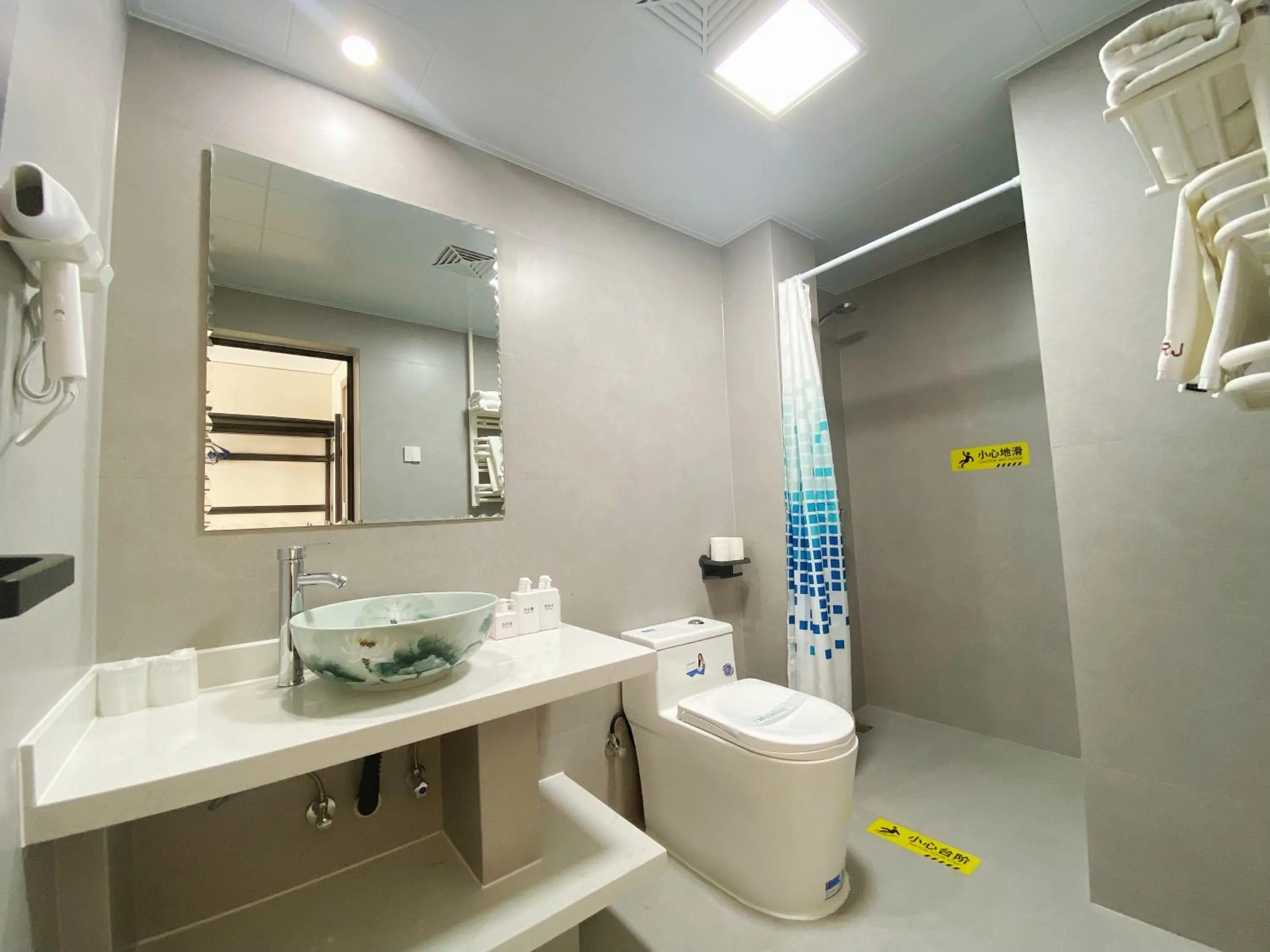 Beijing RJ Brown city center hotel Forbidden City &Tian'anmen Square ,Near Subway line 8, 3min walk to Temple of Heaven, English Speaking reception , Laundry service ,Free wifi ,Oneday tour to Greatwall