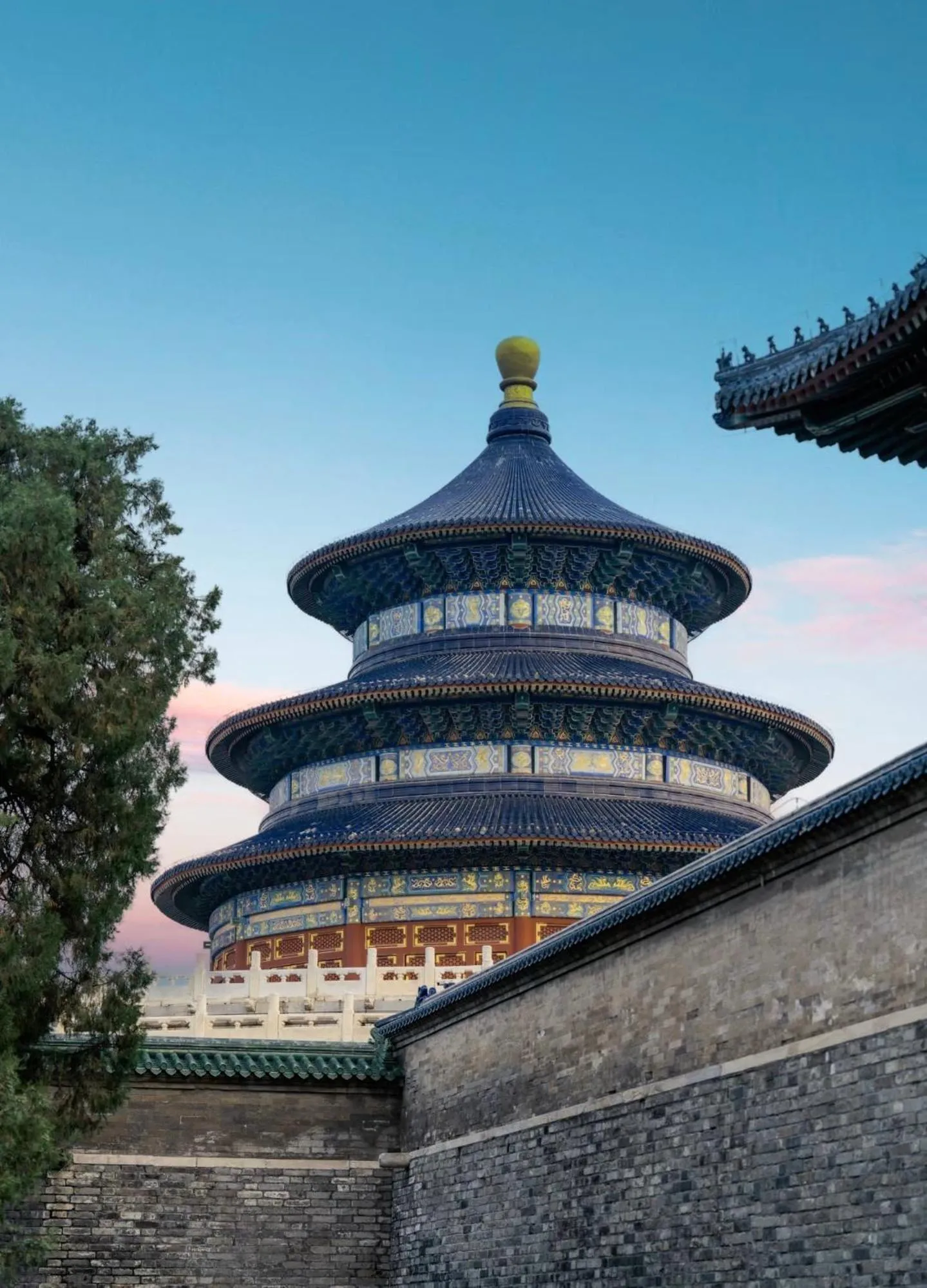 Beijing RJ Brown city center hotel Forbidden City &Tian'anmen Square ,Near Subway line 8, 3min walk to Temple of Heaven, English Speaking reception , Laundry service ,Free wifi ,Oneday tour to Greatwall