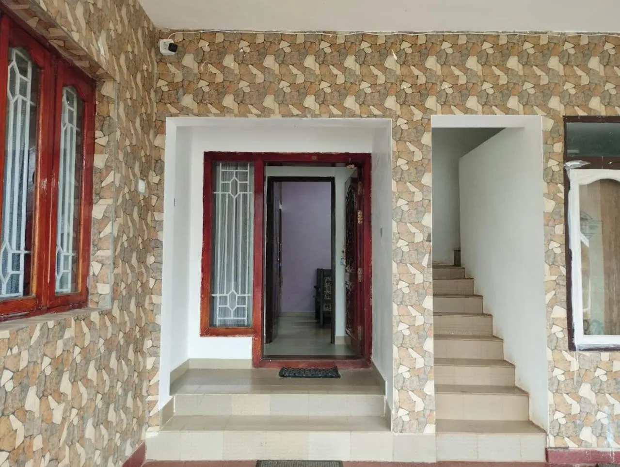 Facade/entrance in Royal Serene Villas