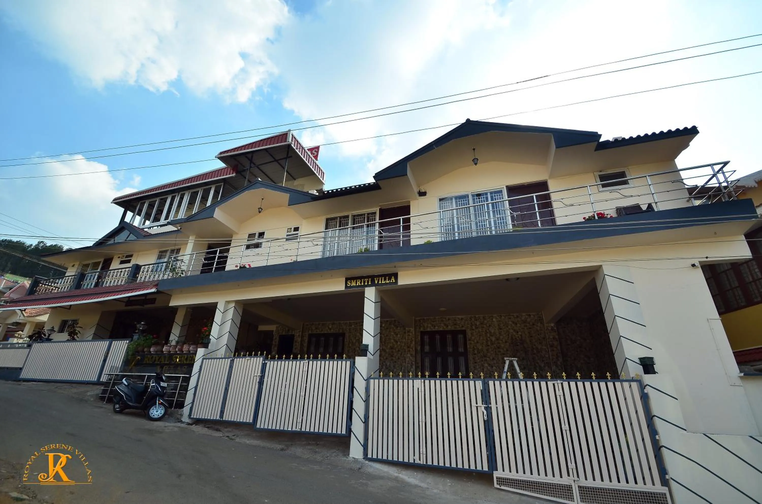 Property building in Royal Serene Villas
