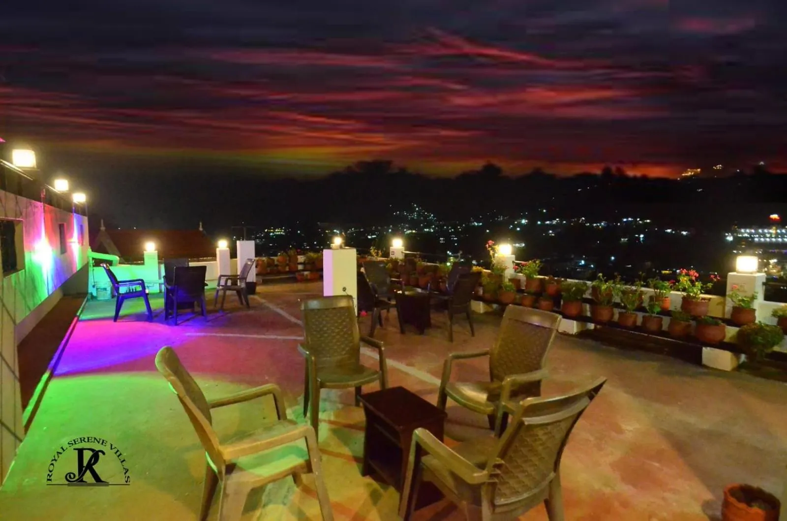 Balcony/Terrace in Royal Serene Villas
