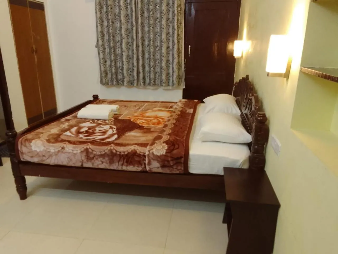 Bed in Royal Serene Villas