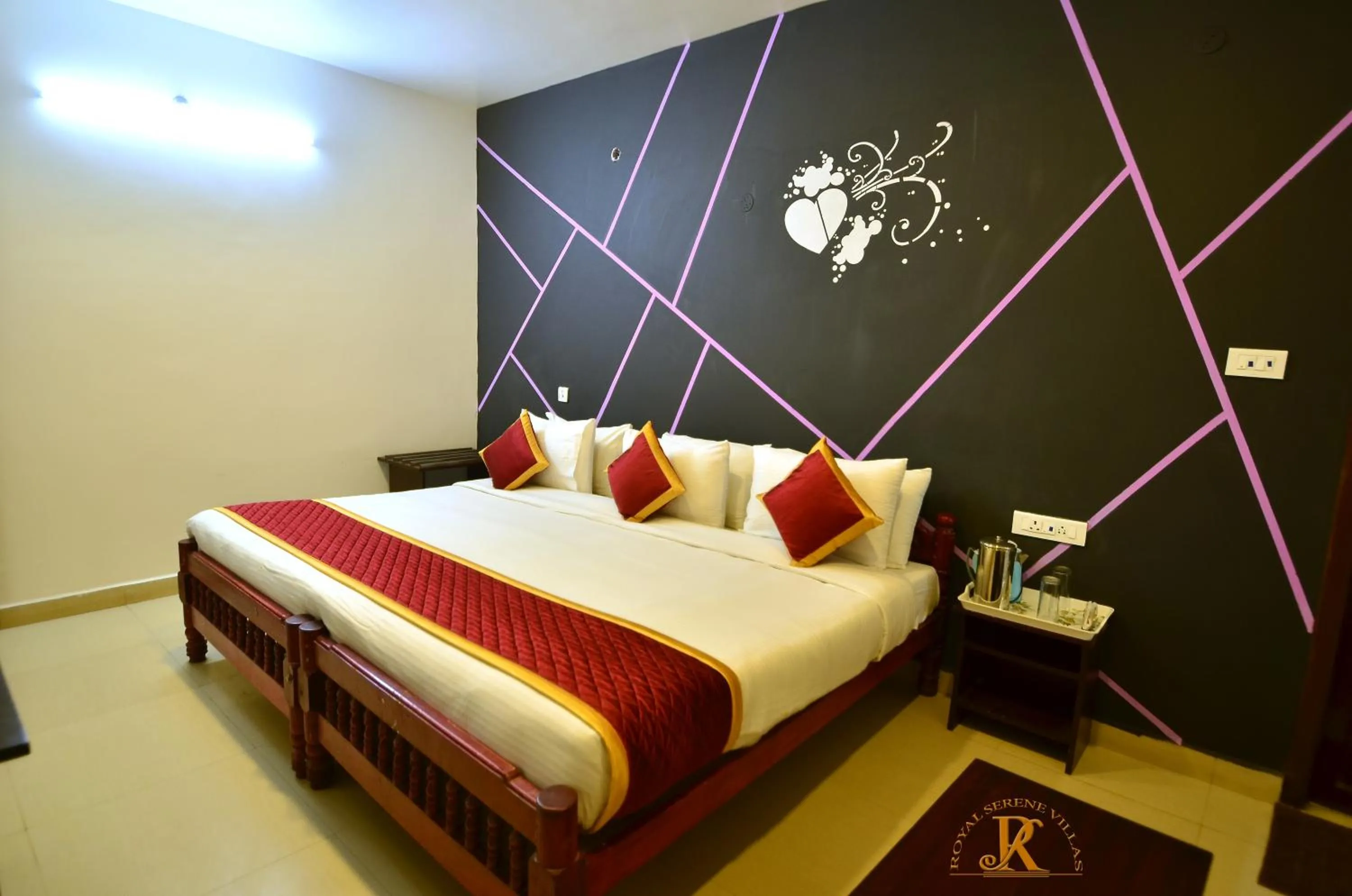 Bed in Royal Serene Villas