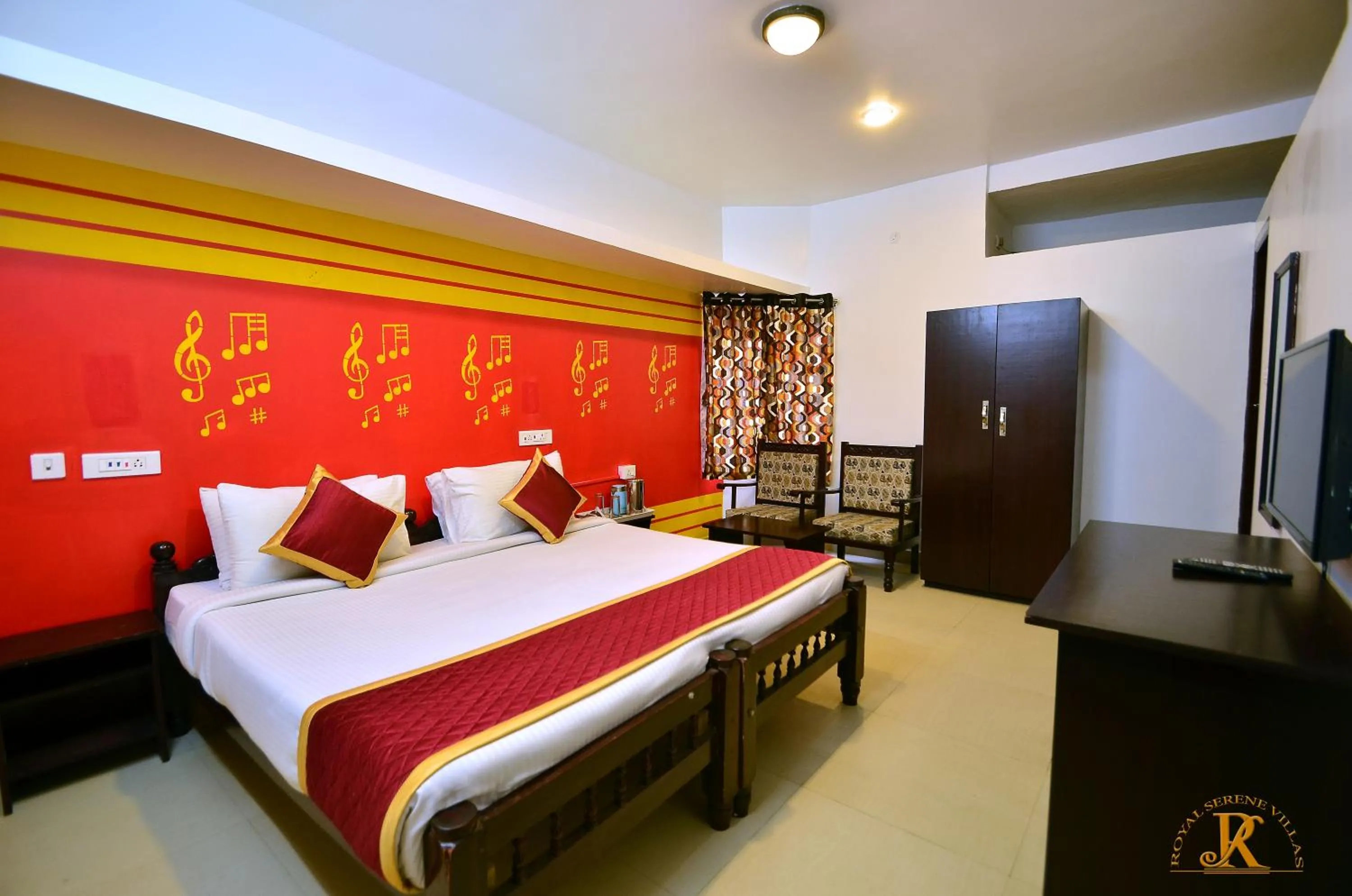 Photo of the whole room, Bed in Royal Serene Villas