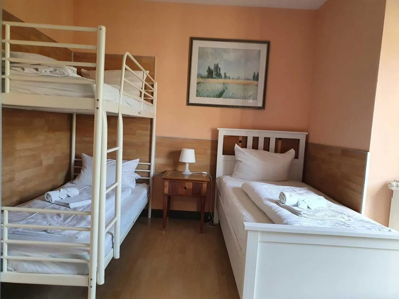 Photo of the whole room, Bed in CityPark Hotel