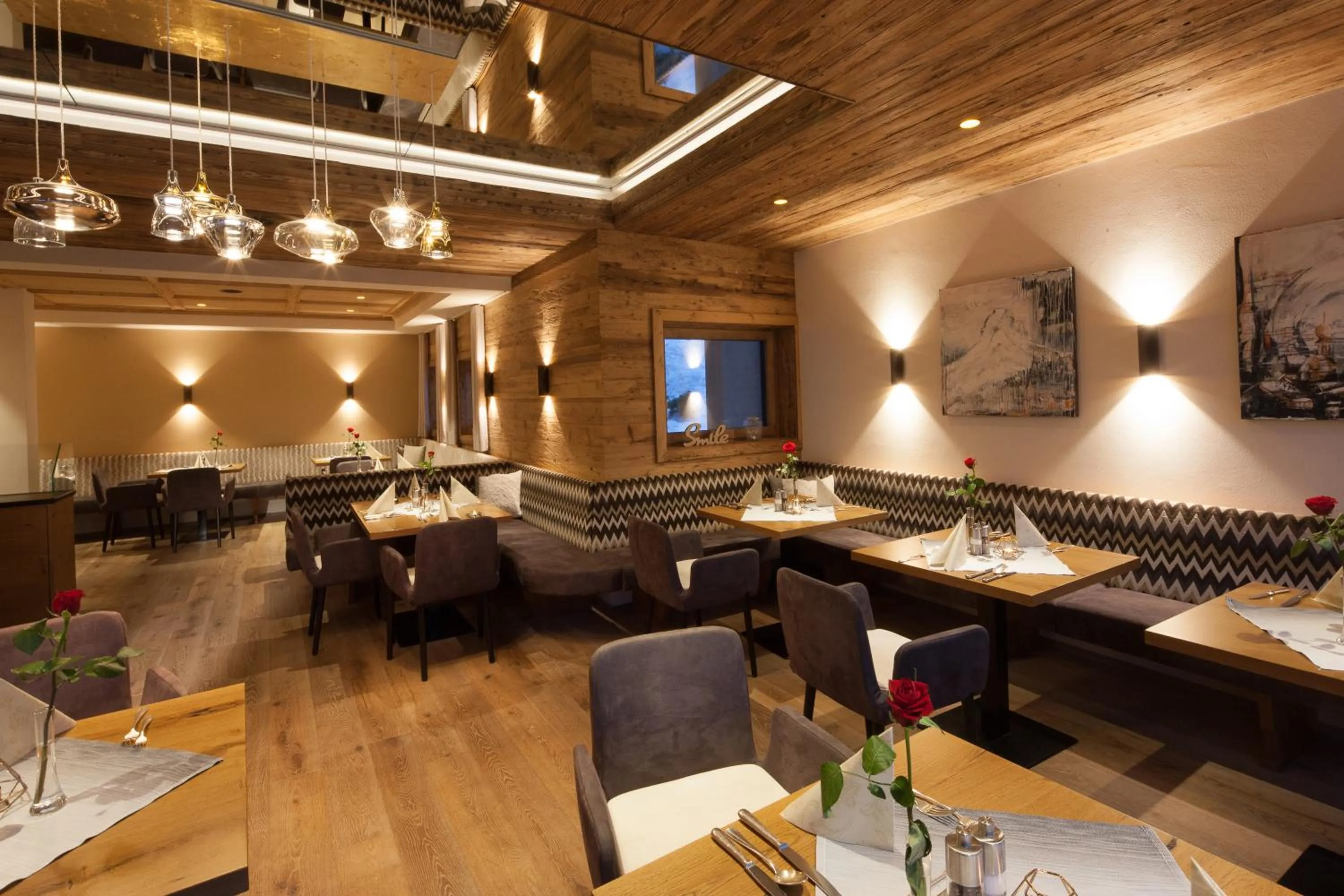 Restaurant/places to eat in Alpine Lifestyle Berghotel Madlener