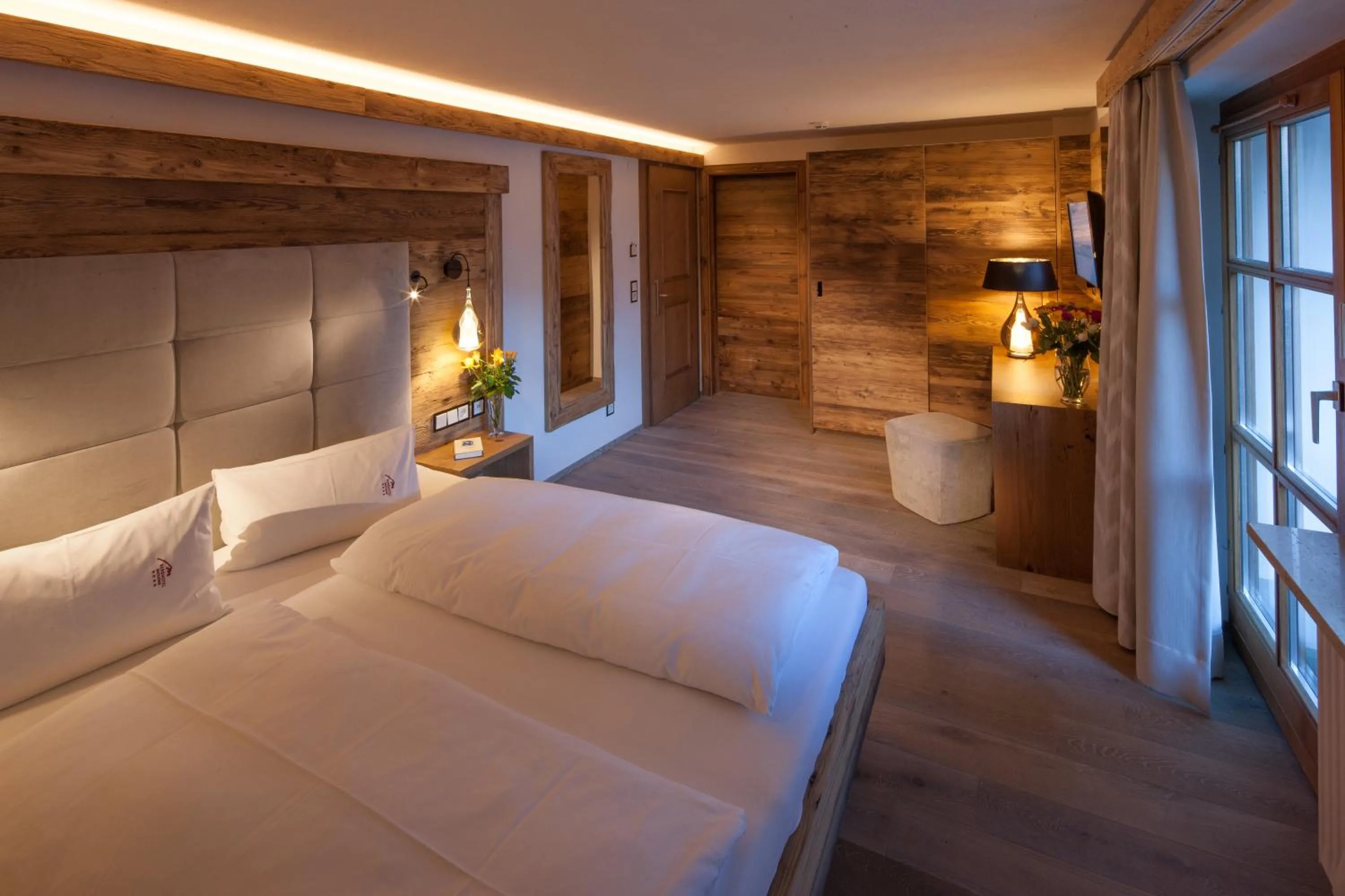 Bed in Alpine Lifestyle Berghotel Madlener