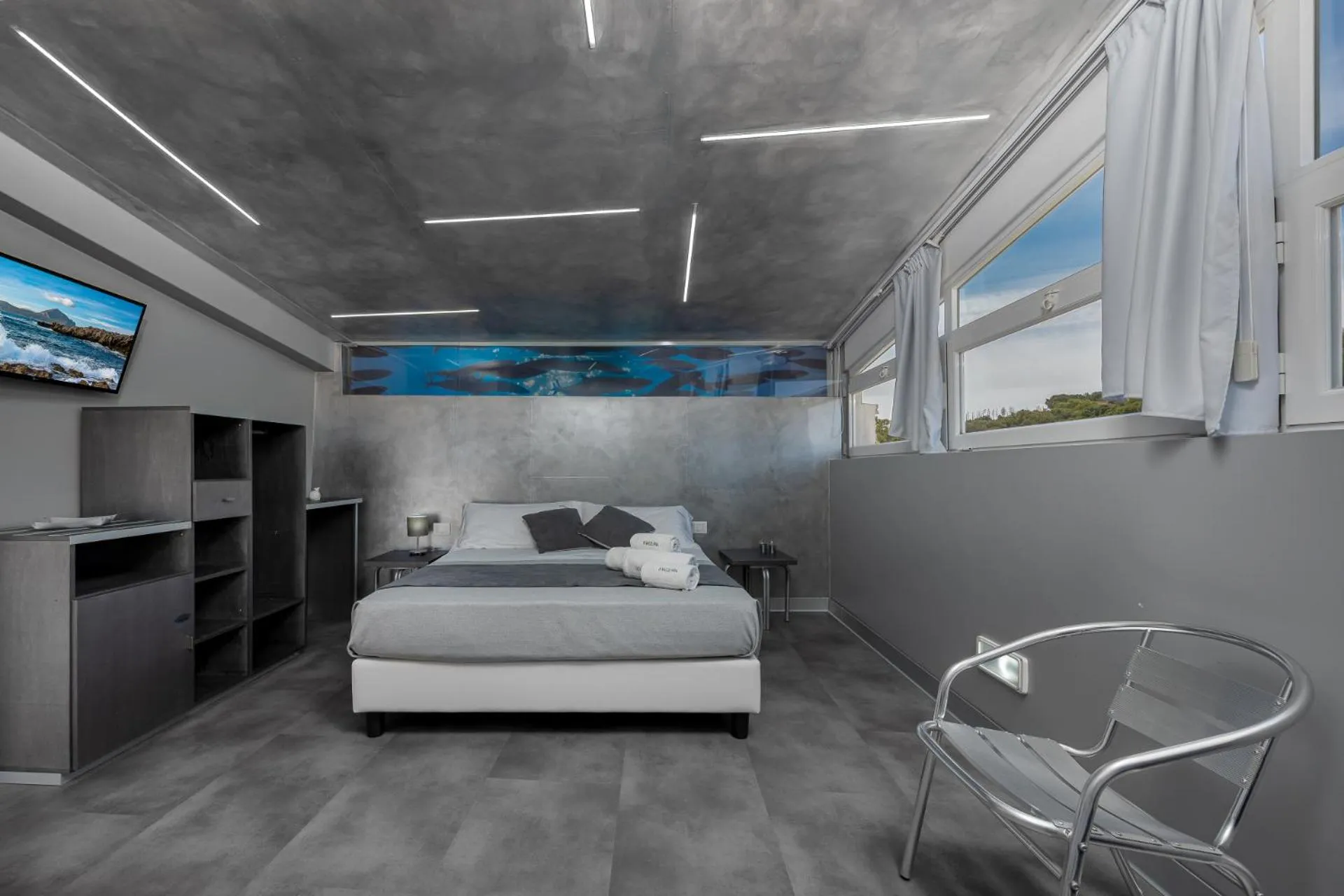 Bedroom, Bed in Rivazzurra Design Rooms