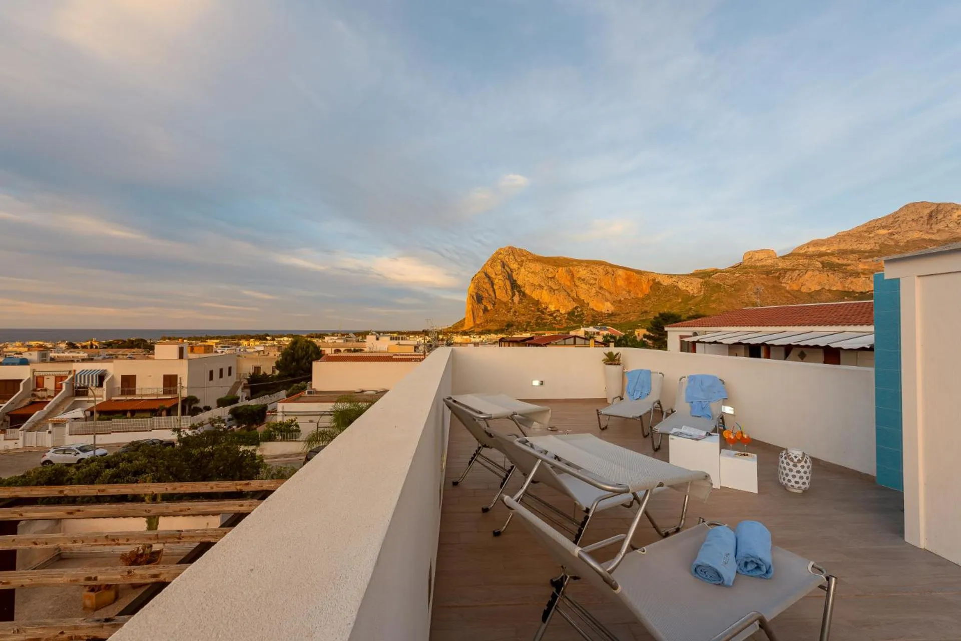 Balcony/Terrace in Rivazzurra Design Rooms