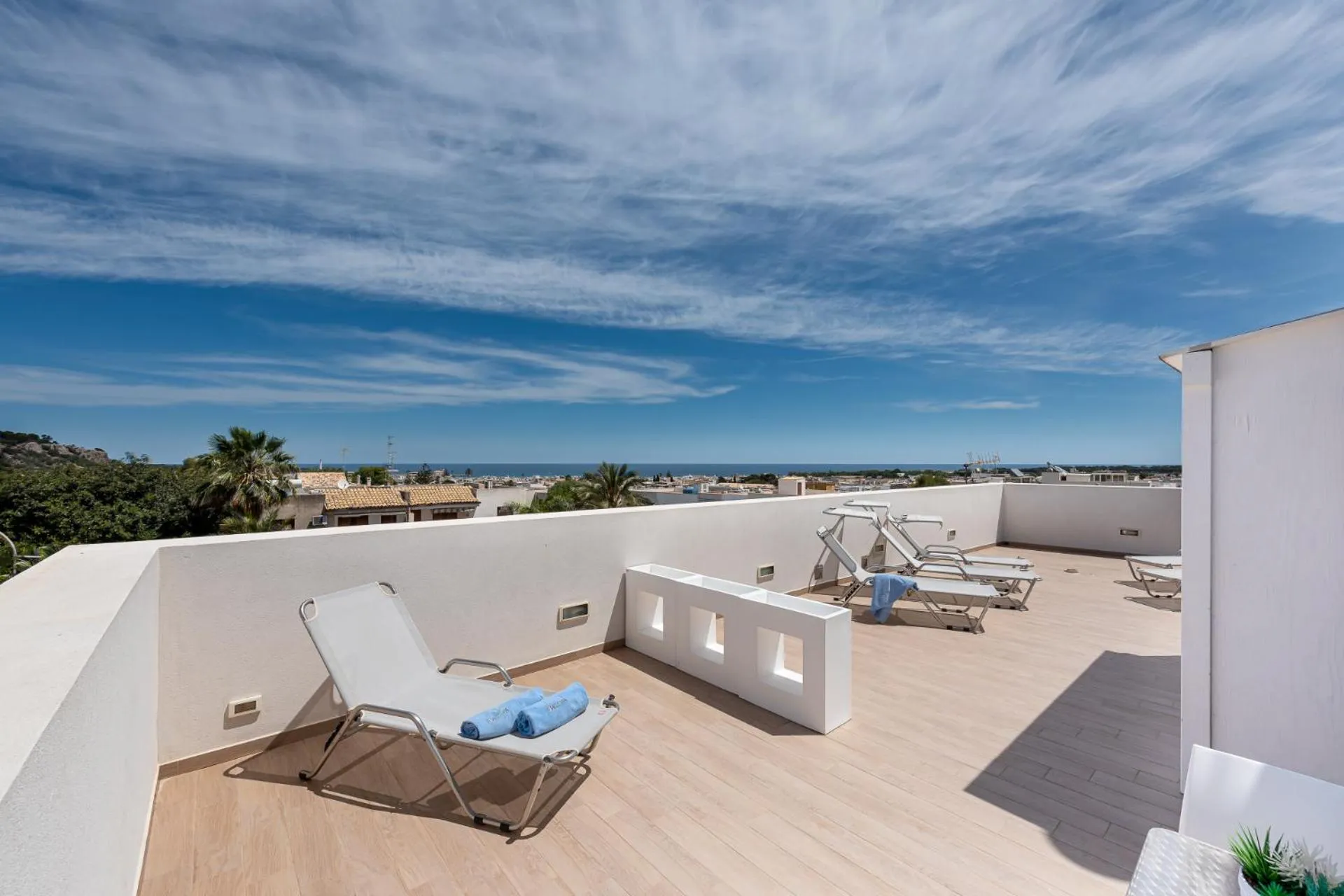 Balcony/Terrace in Rivazzurra Design Rooms