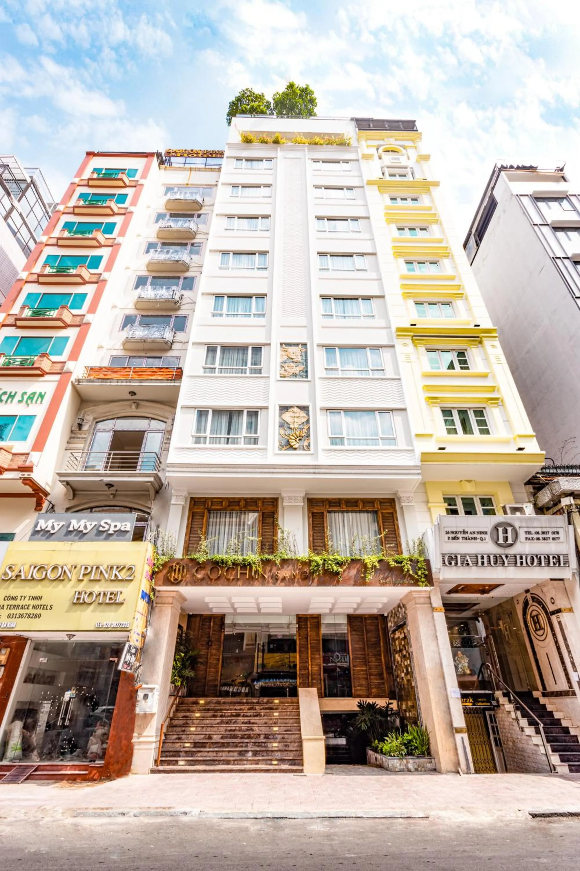 Property building in Cochin Sang Hotel