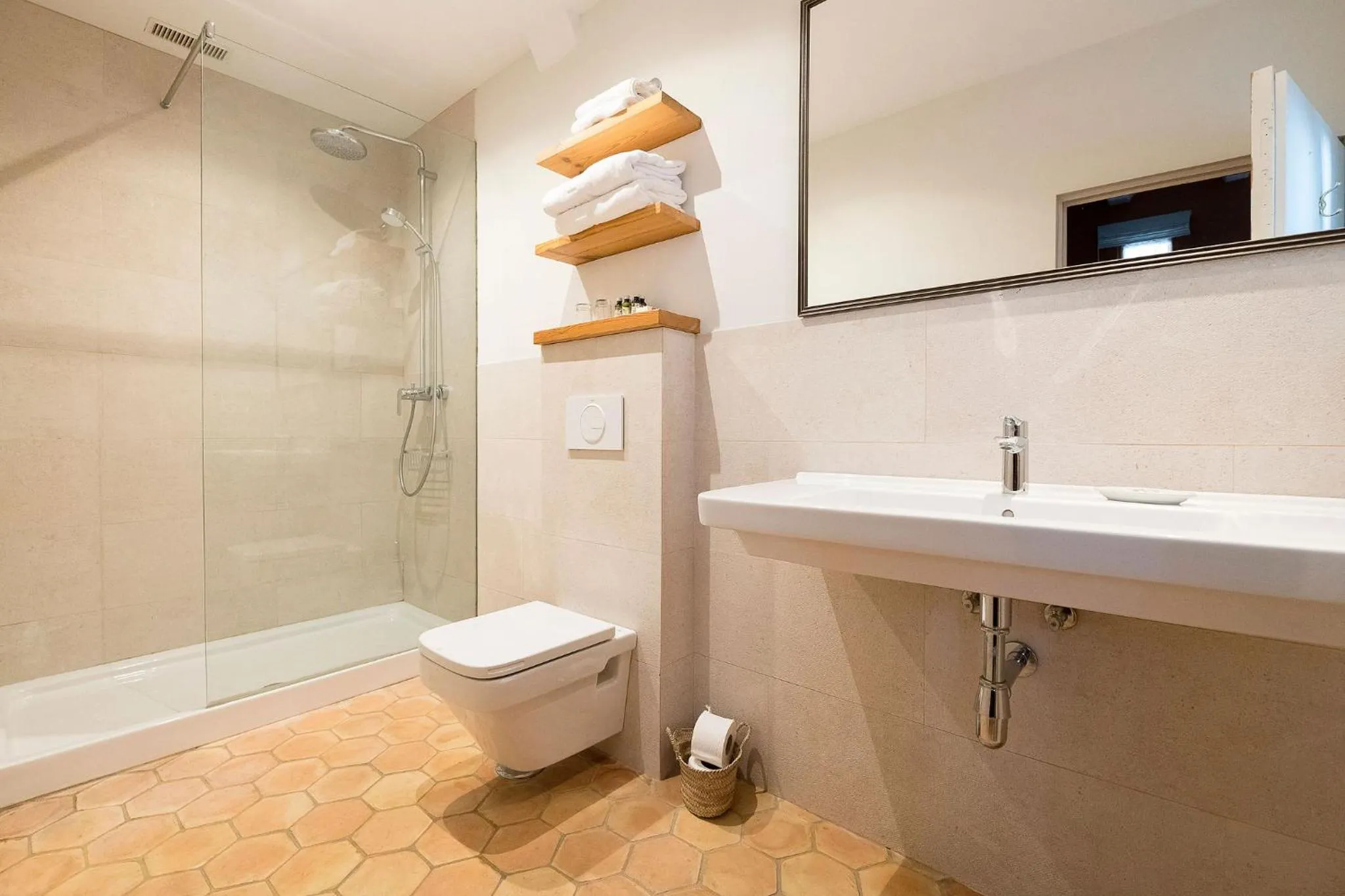 Bathroom in Hotel La Casa del Califa