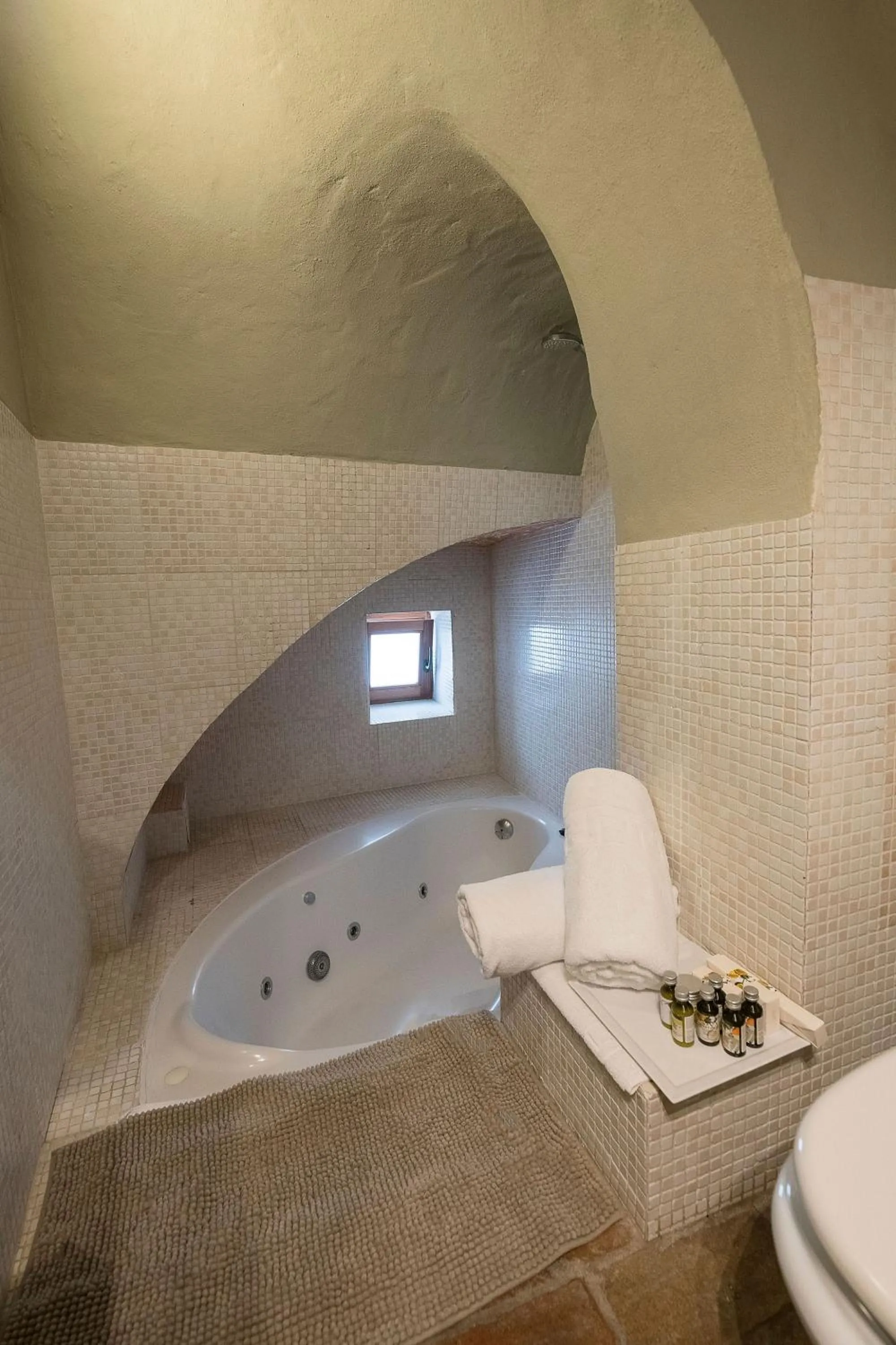 Bathroom in Hotel La Casa del Califa